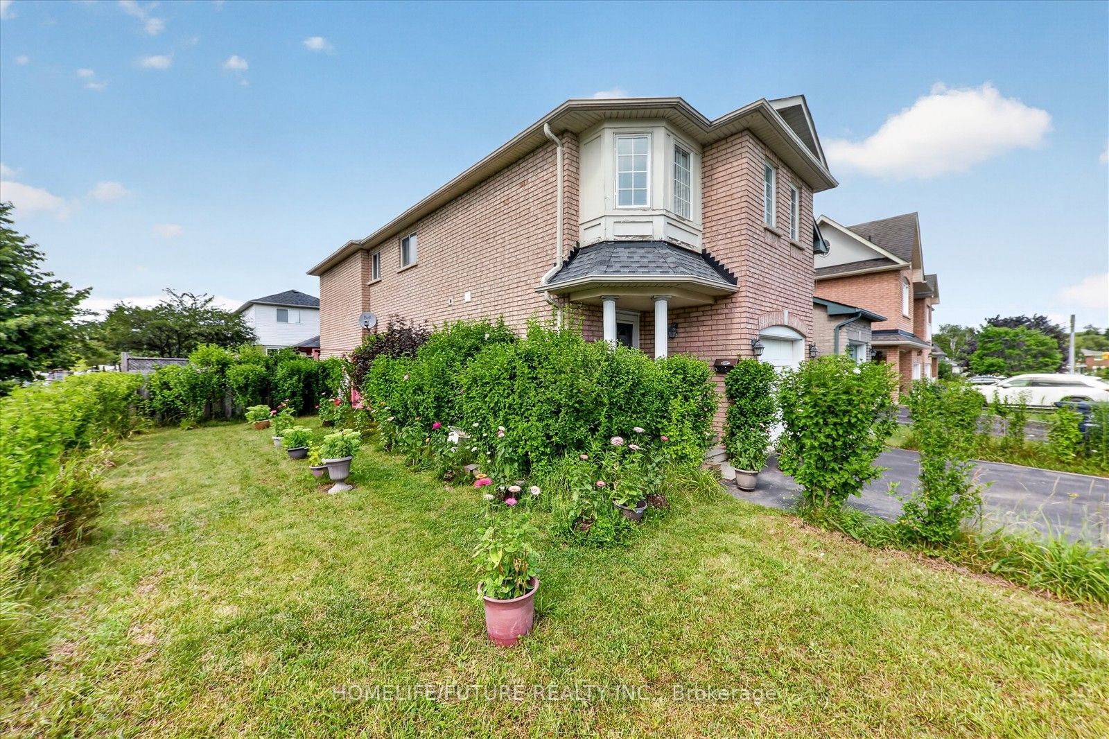16 Rozell Road Property Photo 1