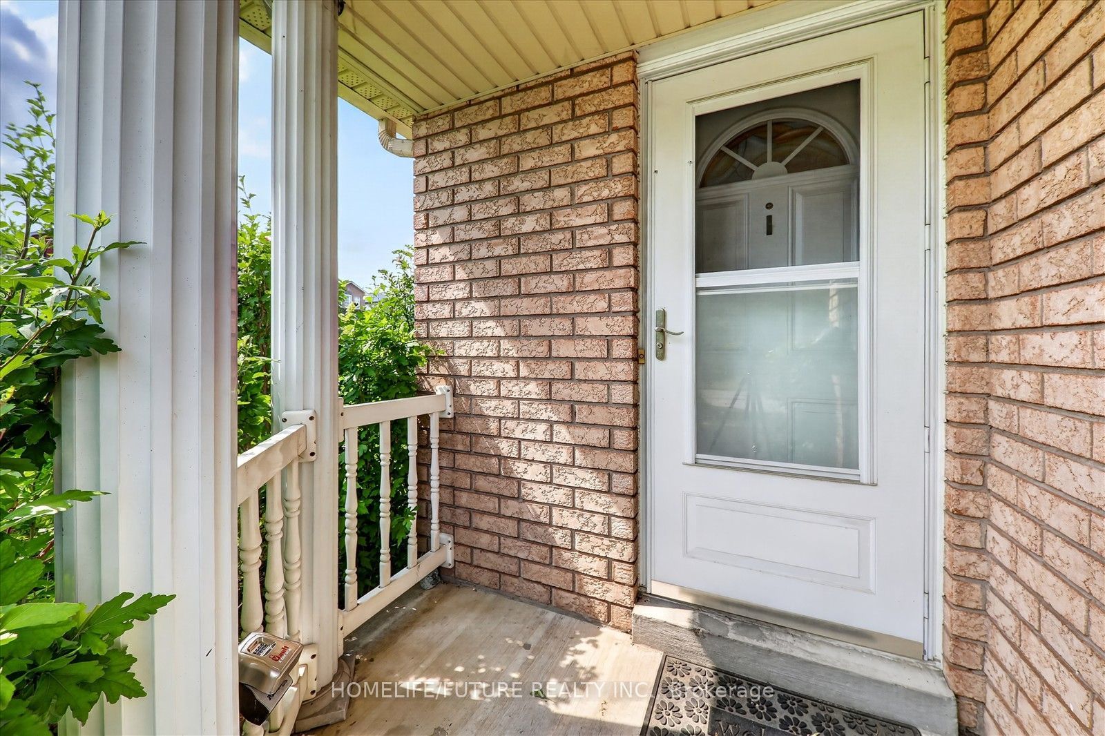 16 Rozell Road Property Photo 6