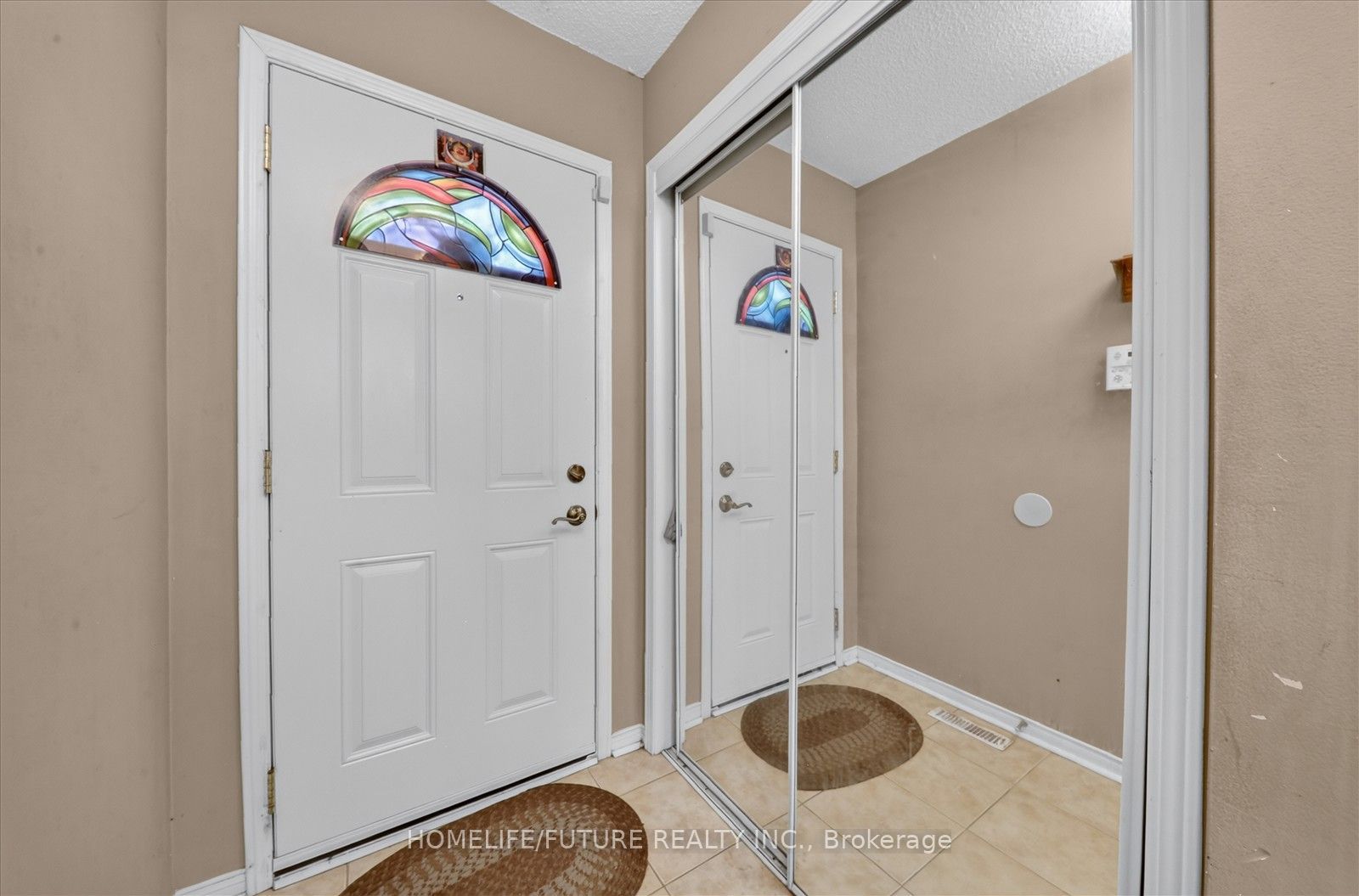 16 Rozell Road Property Photo 7