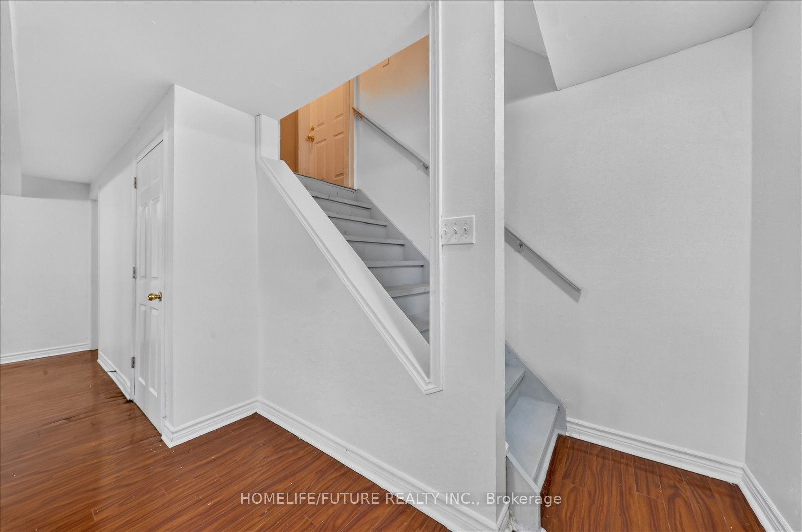16 Rozell Road Property Photo 33