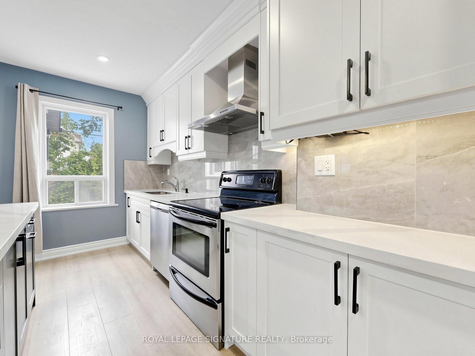 8 Harris Avenue Property Photo 19