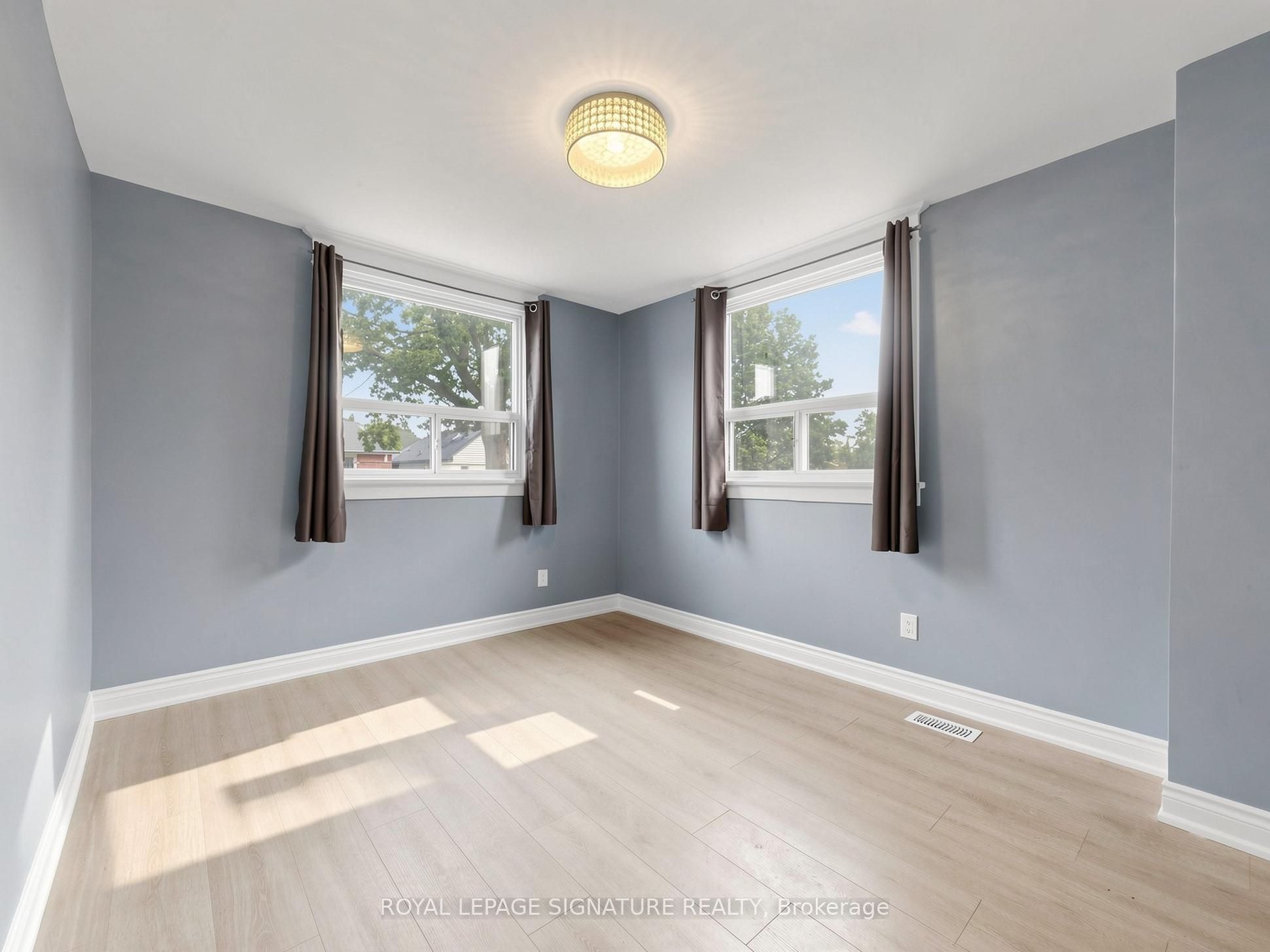 8 Harris Avenue Property Photo 26