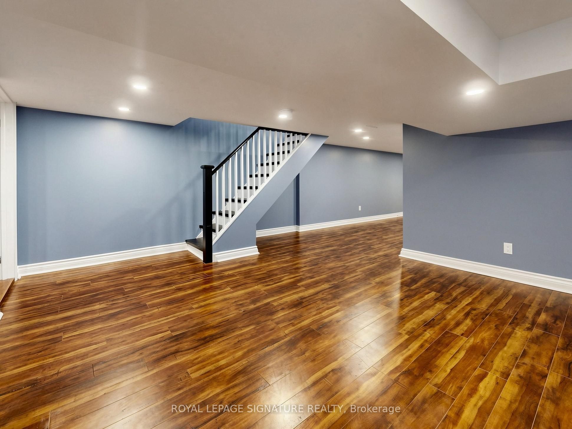 8 Harris Avenue Property Photo 30