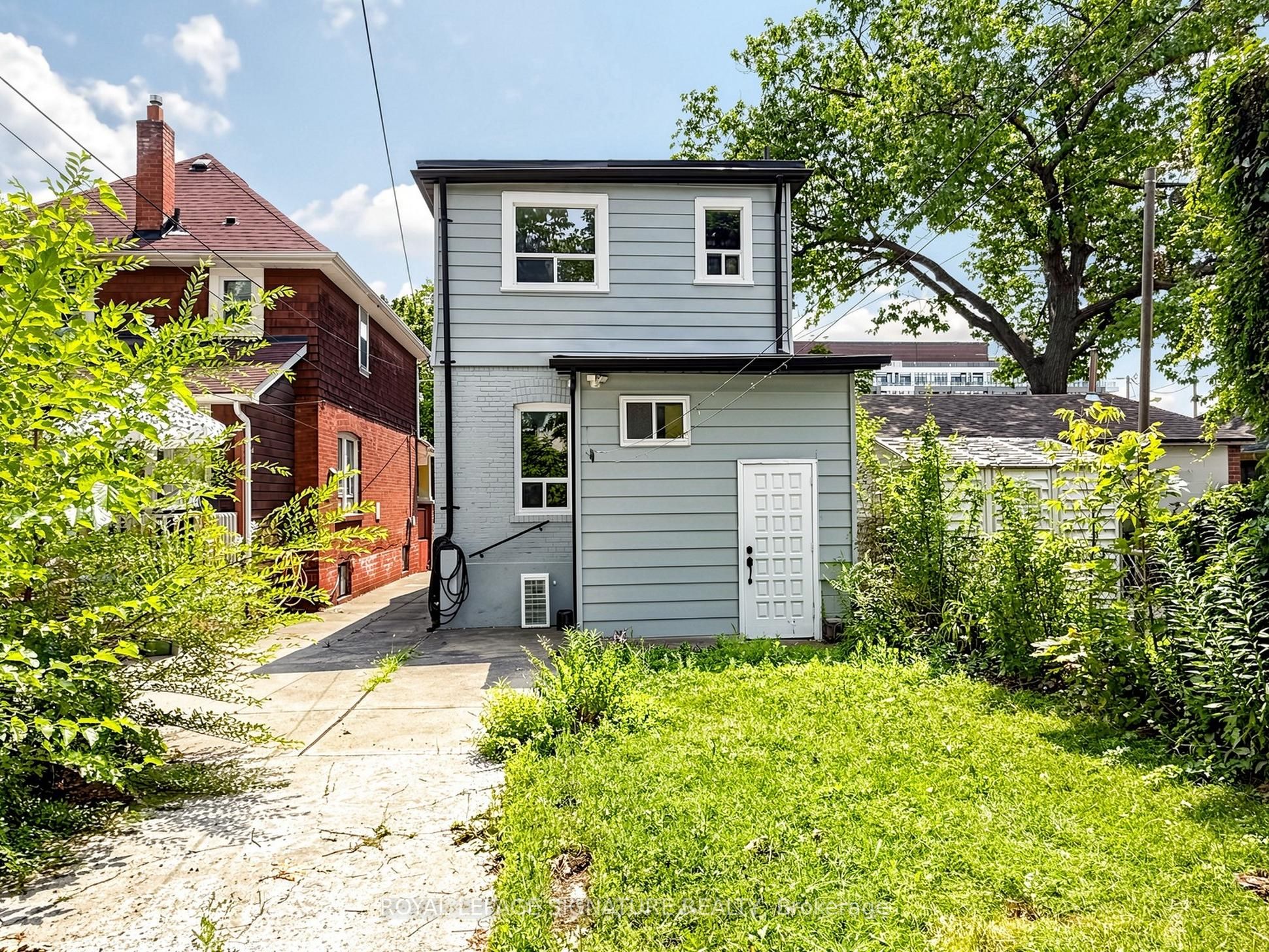 8 Harris Avenue Property Photo 37