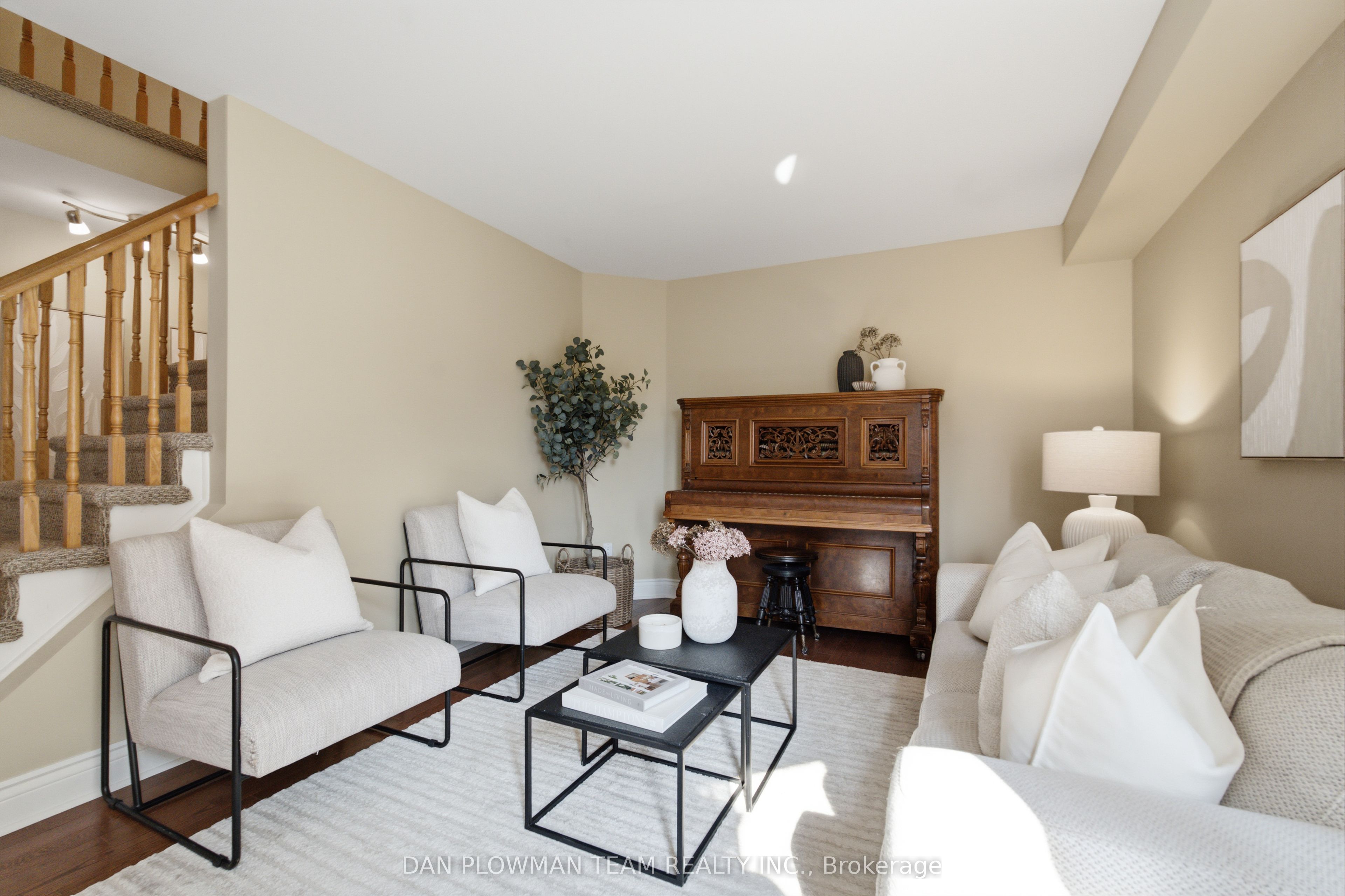 6 Saddlebrook Court Property Photo 5