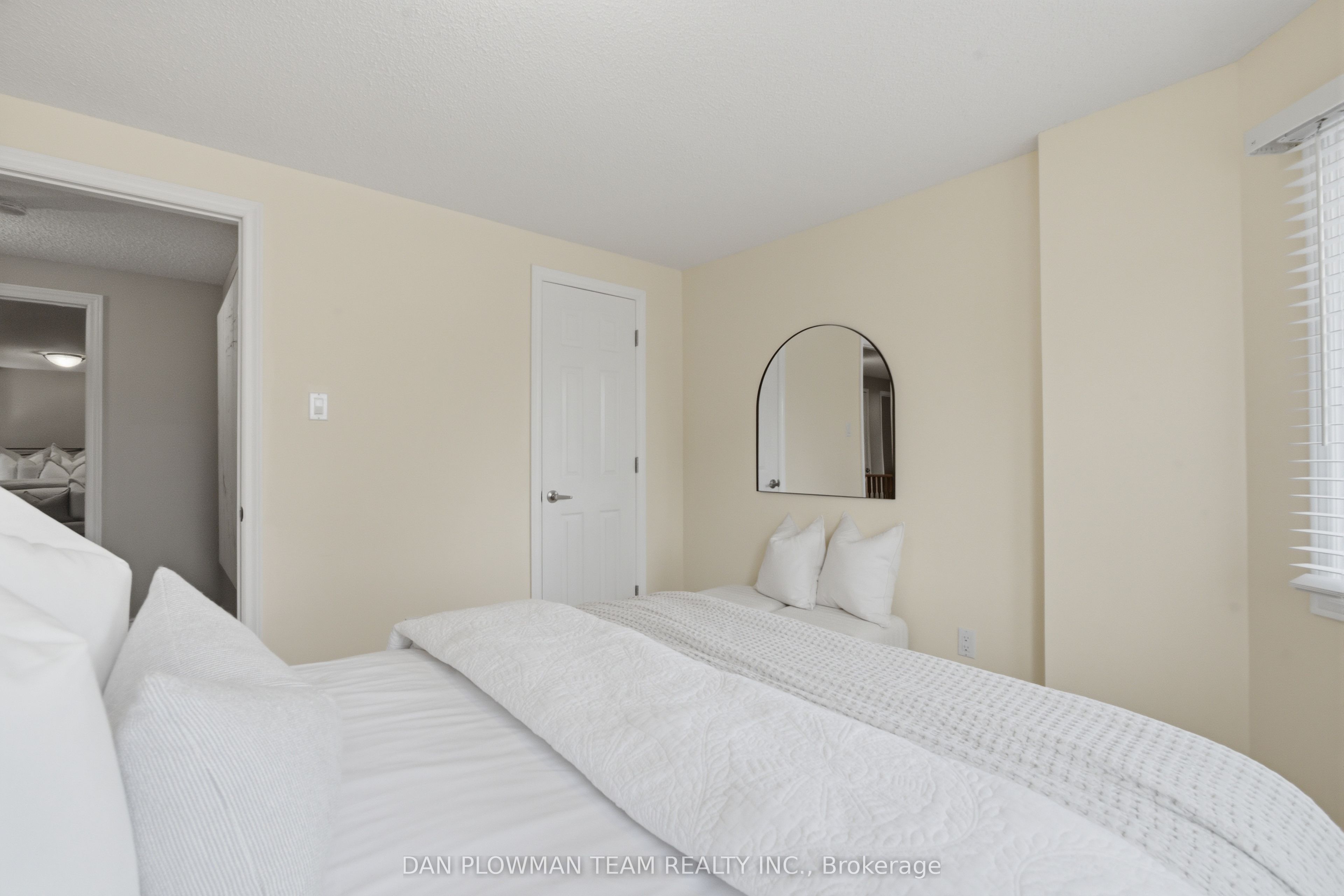 6 Saddlebrook Court Property Photo 26