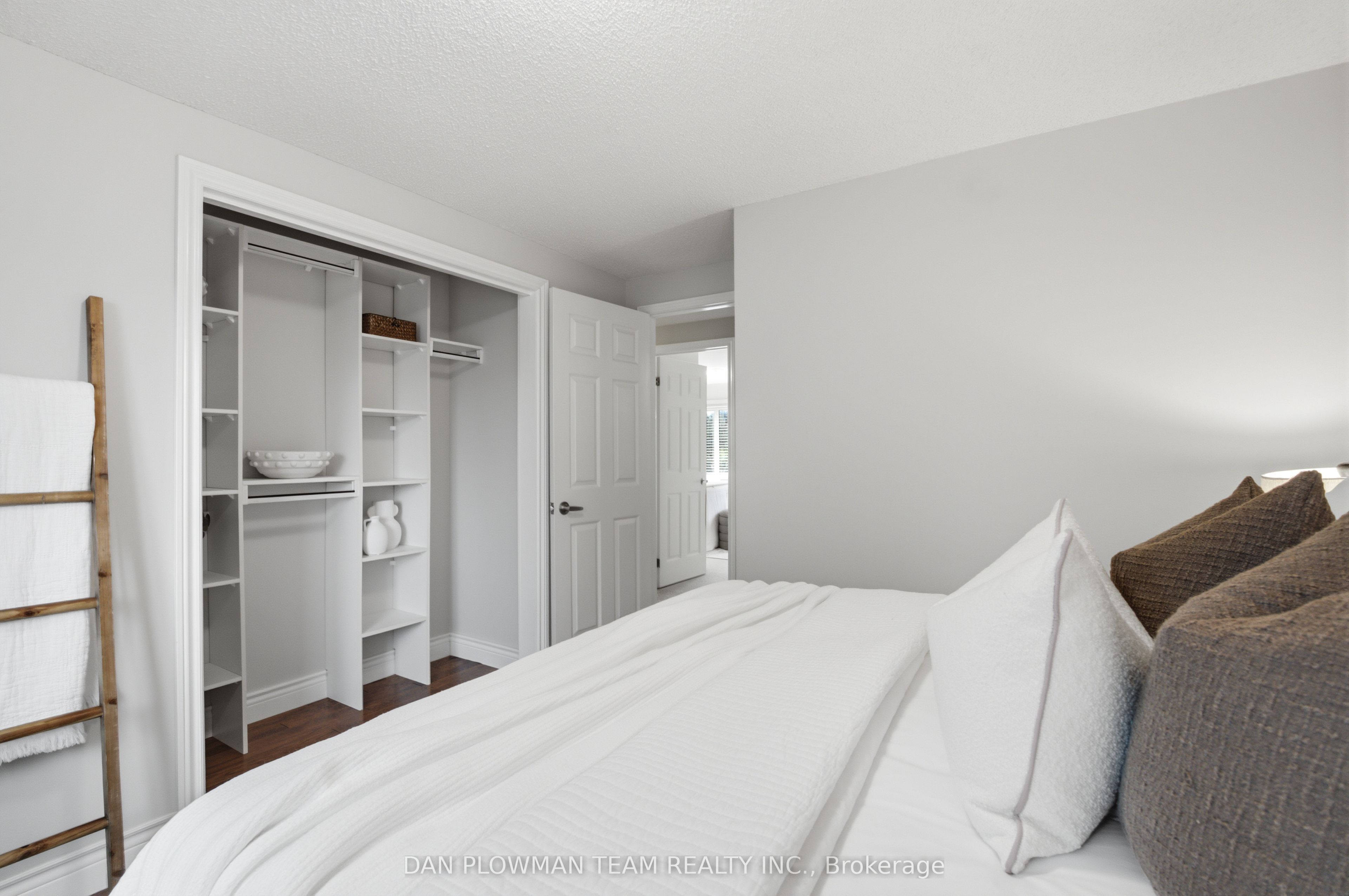 6 Saddlebrook Court Property Photo 29