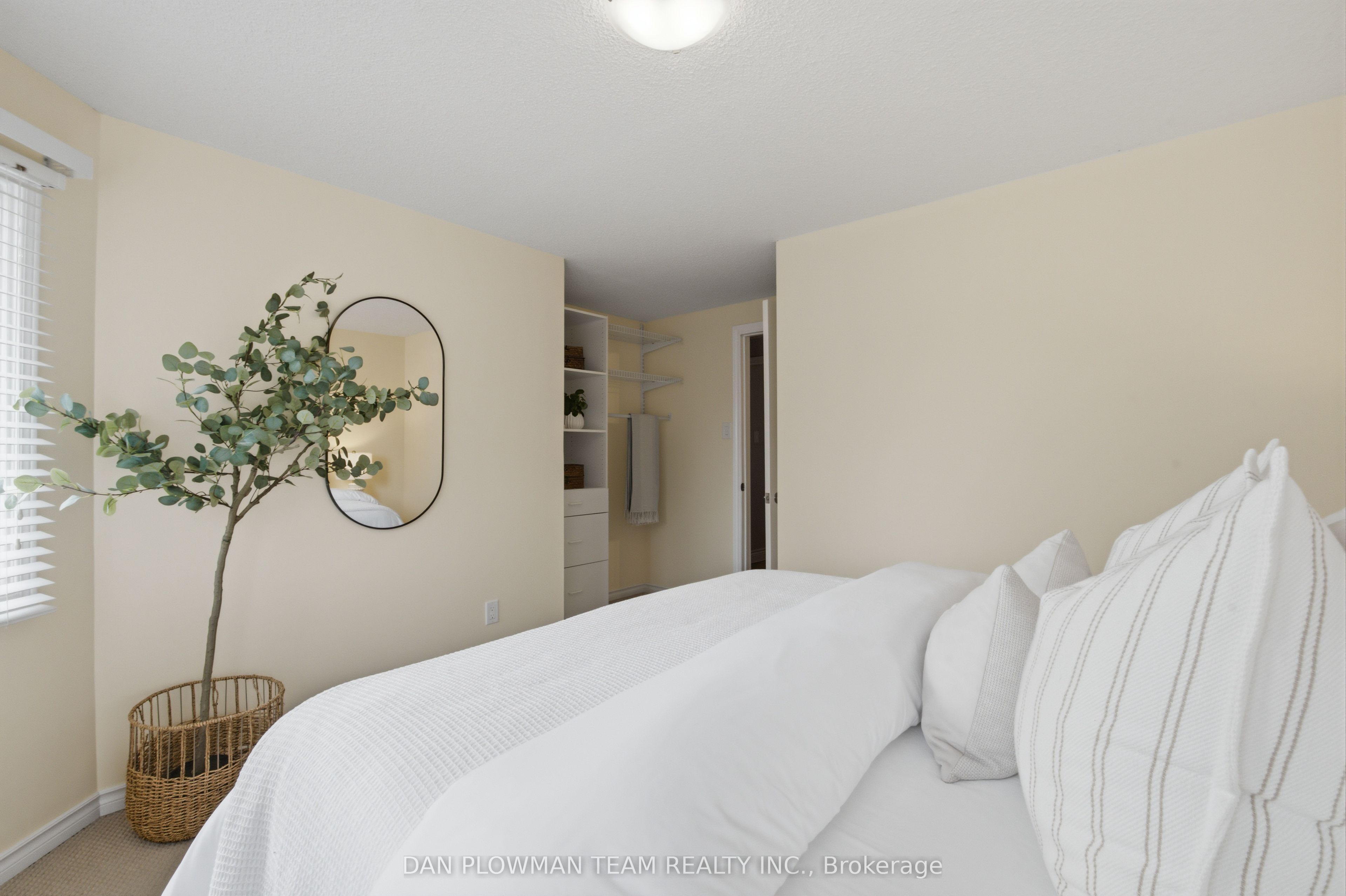 6 Saddlebrook Court Property Photo 33