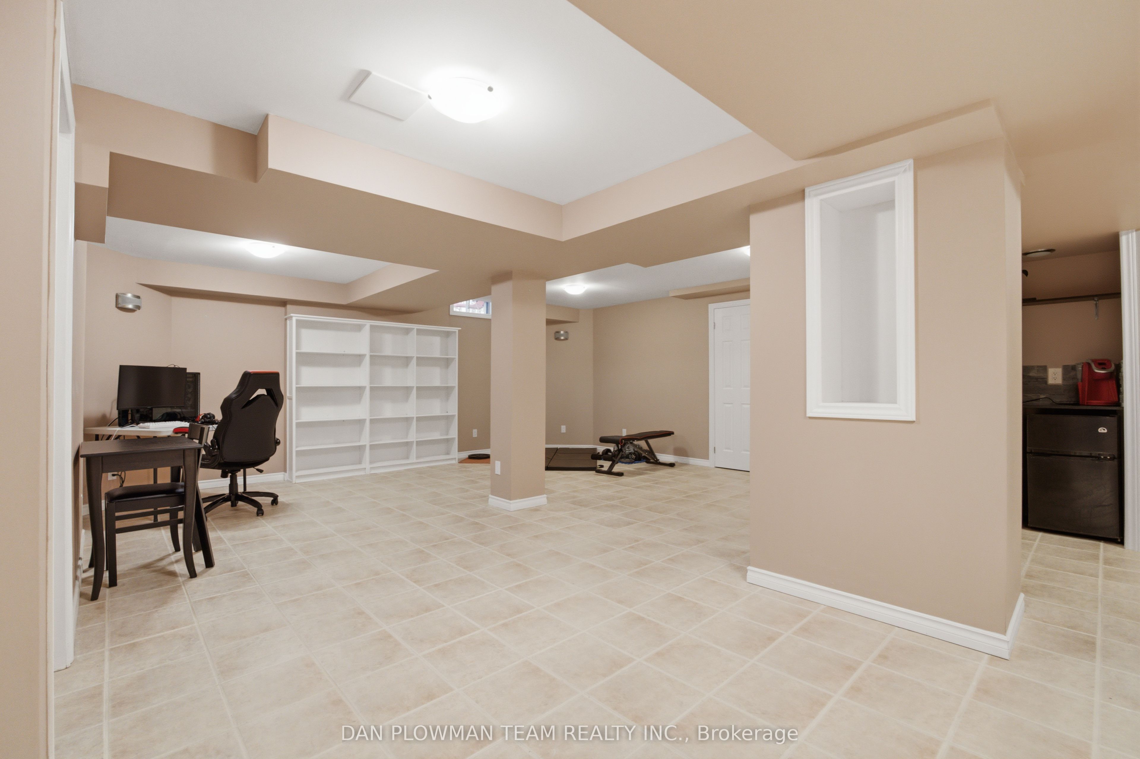 6 Saddlebrook Court Property Photo 34