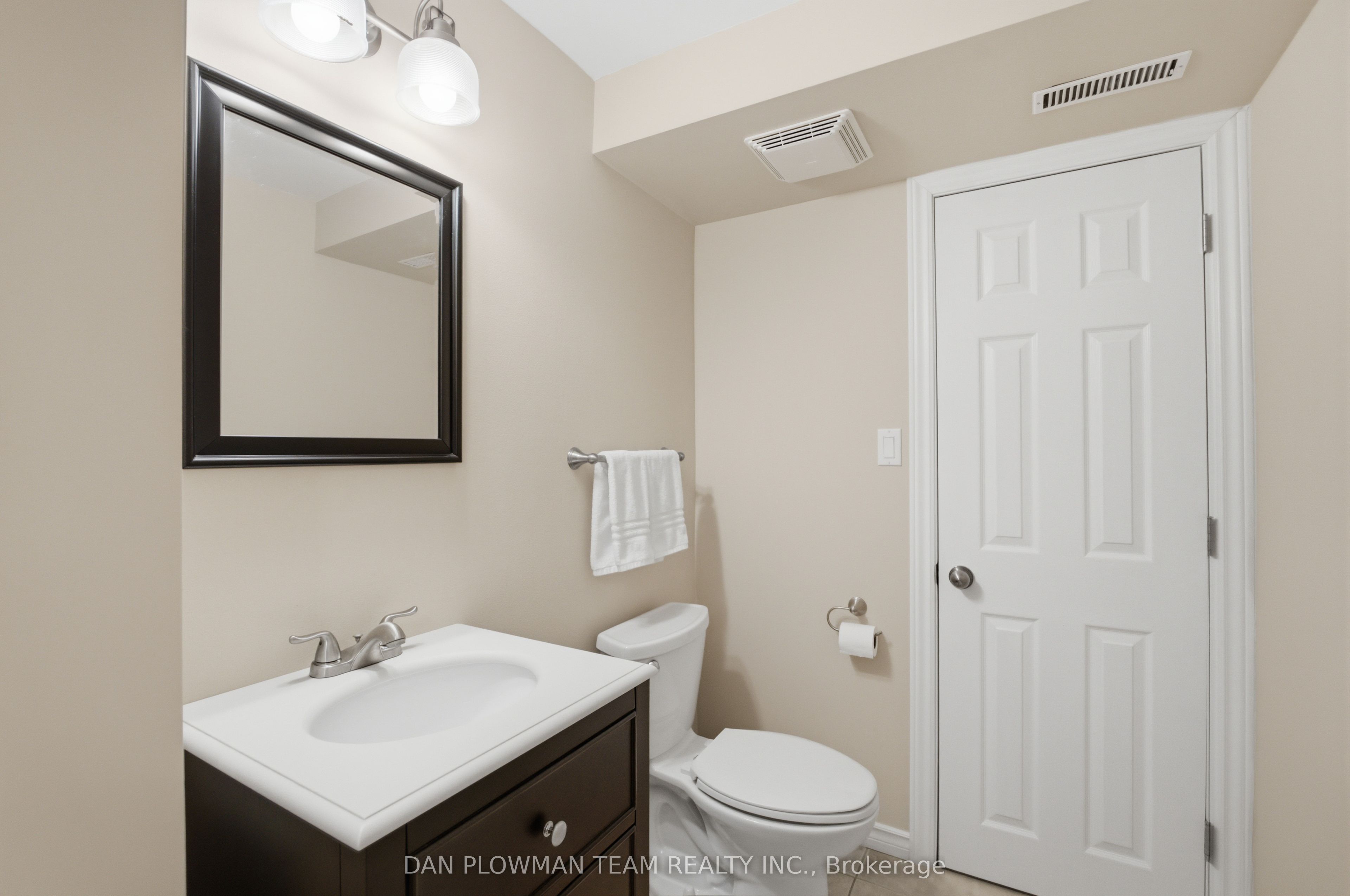 6 Saddlebrook Court Property Photo 38