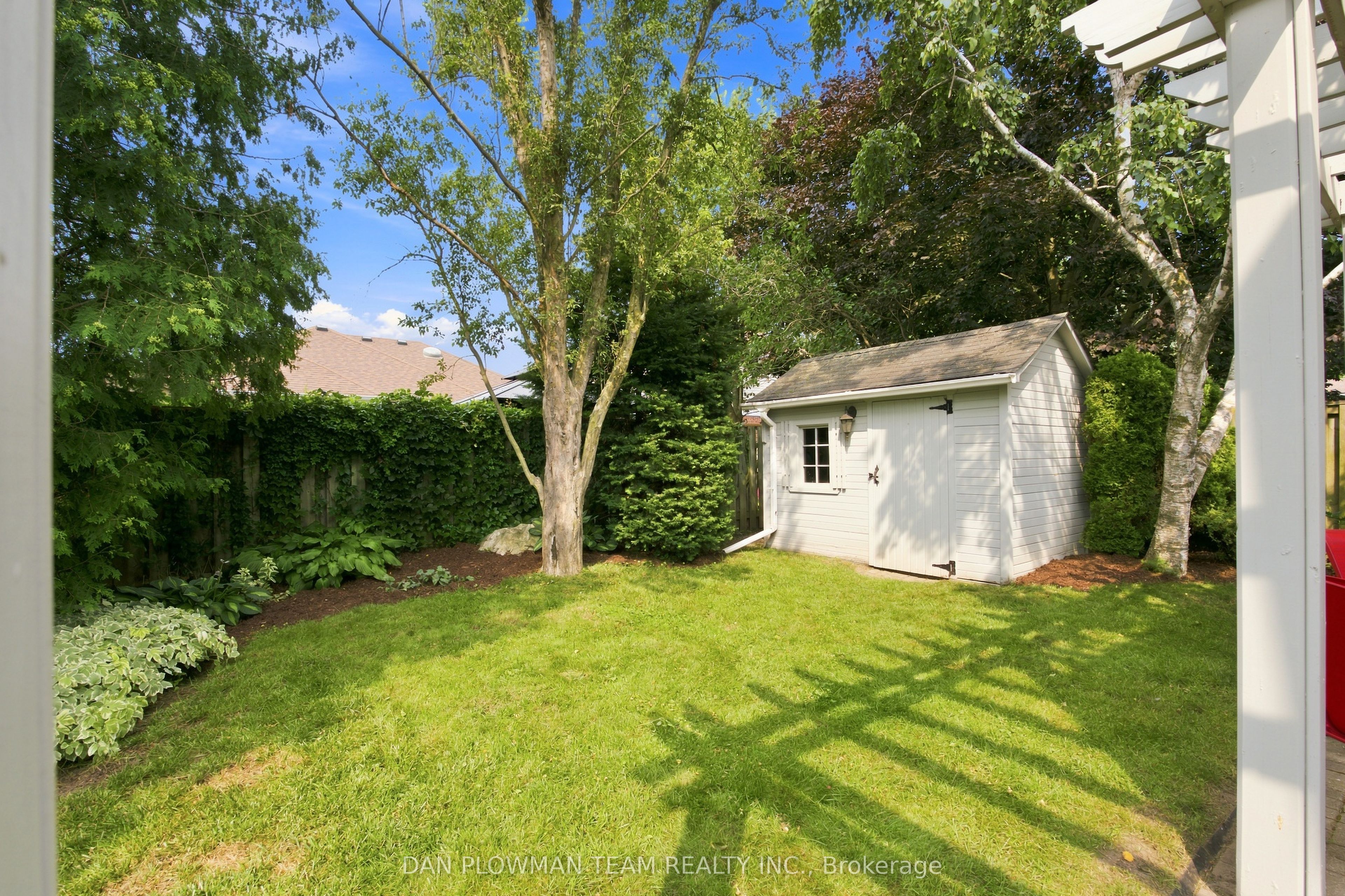 6 Saddlebrook Court Property Photo 39