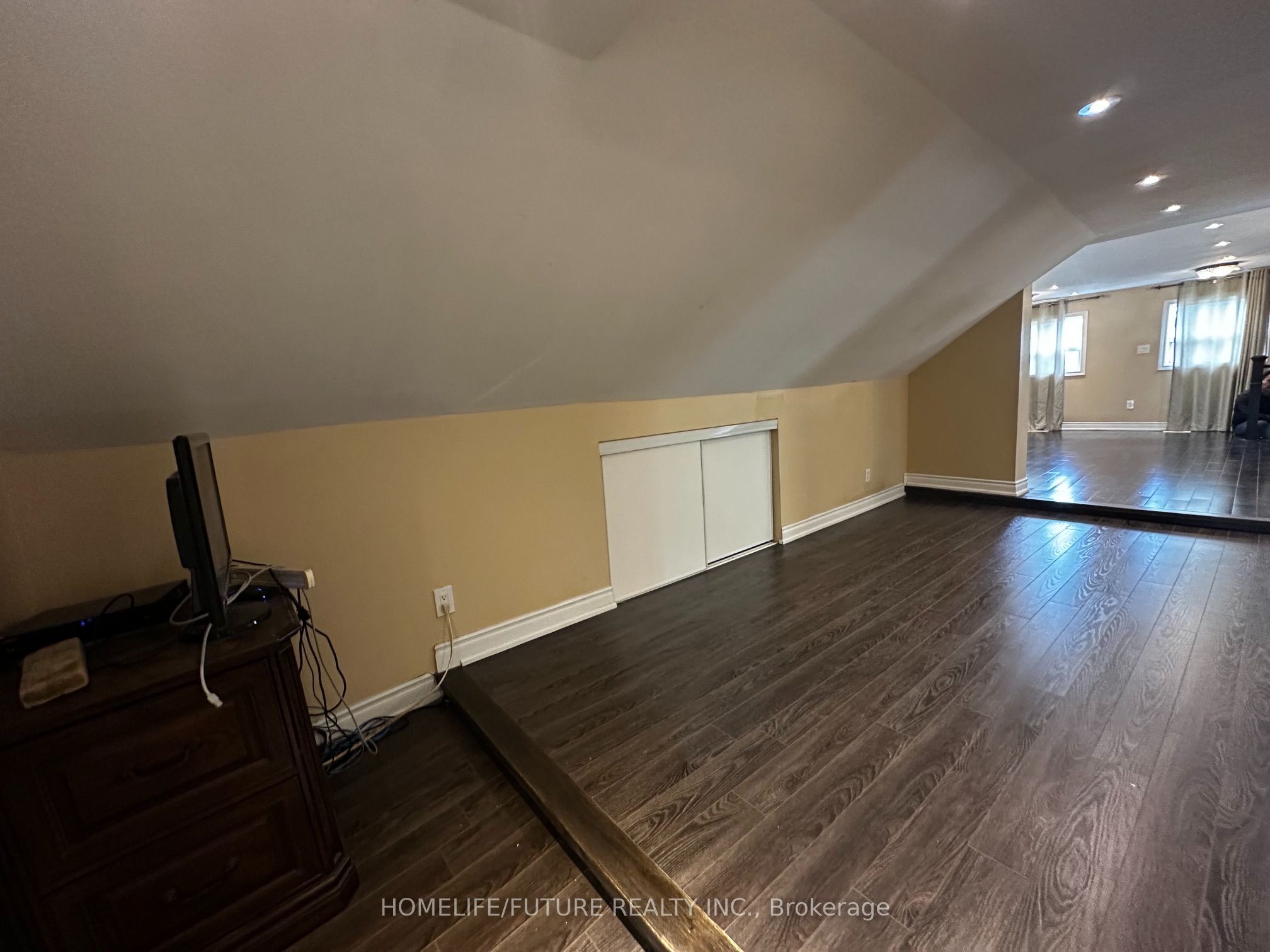 350 Eulalie Avenue Property Photo 20
