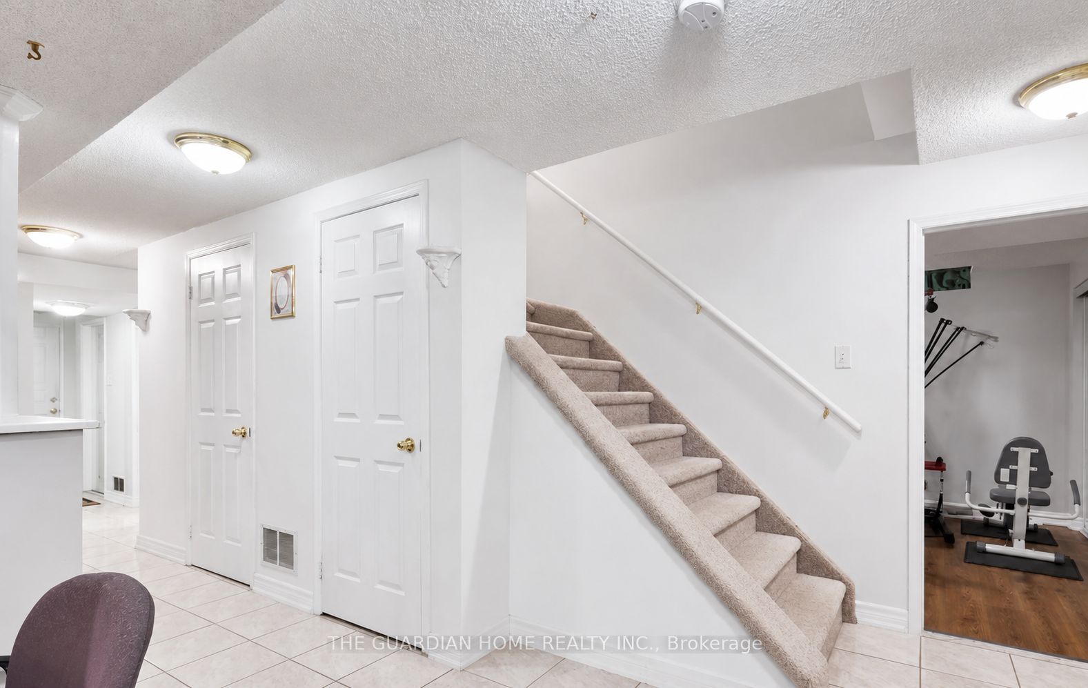24 Harkins Drive Property Photo 4