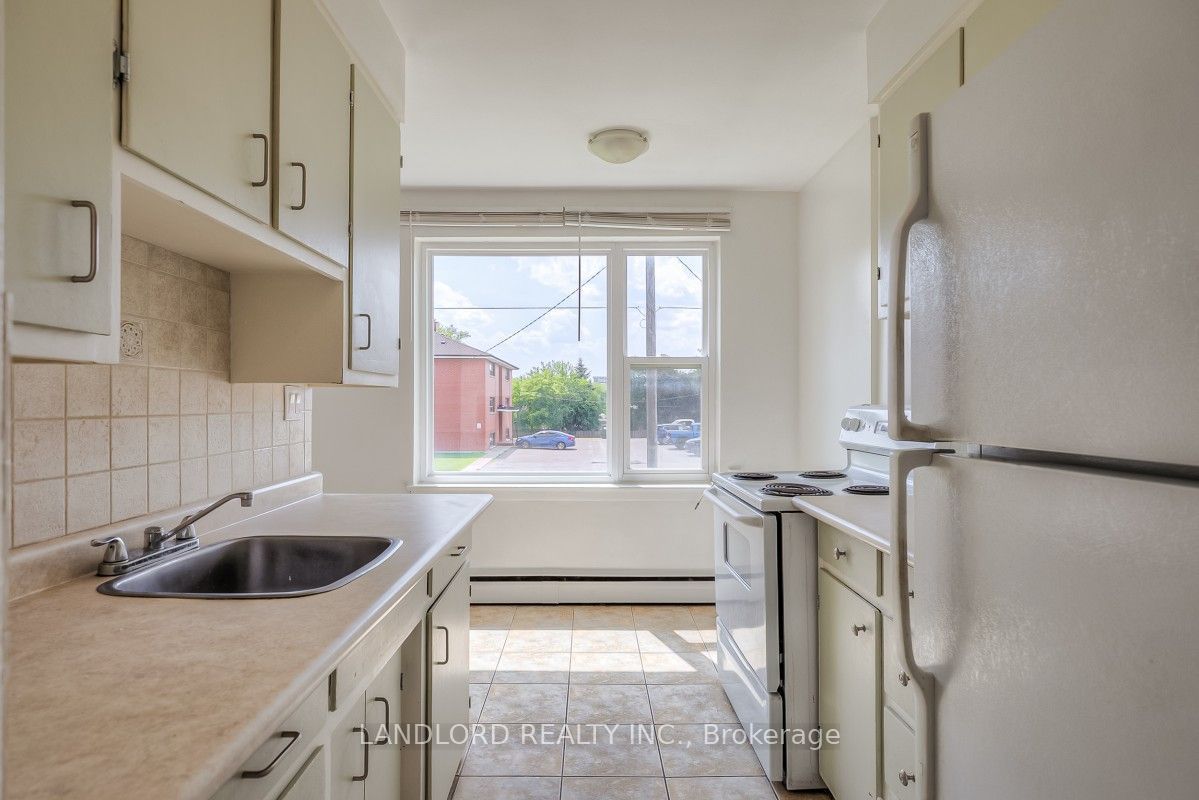 111 Craydon Road 204 Property Photo 7