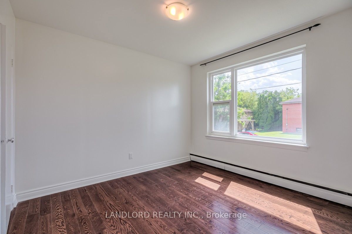 111 Craydon Road 204 Property Photo 8