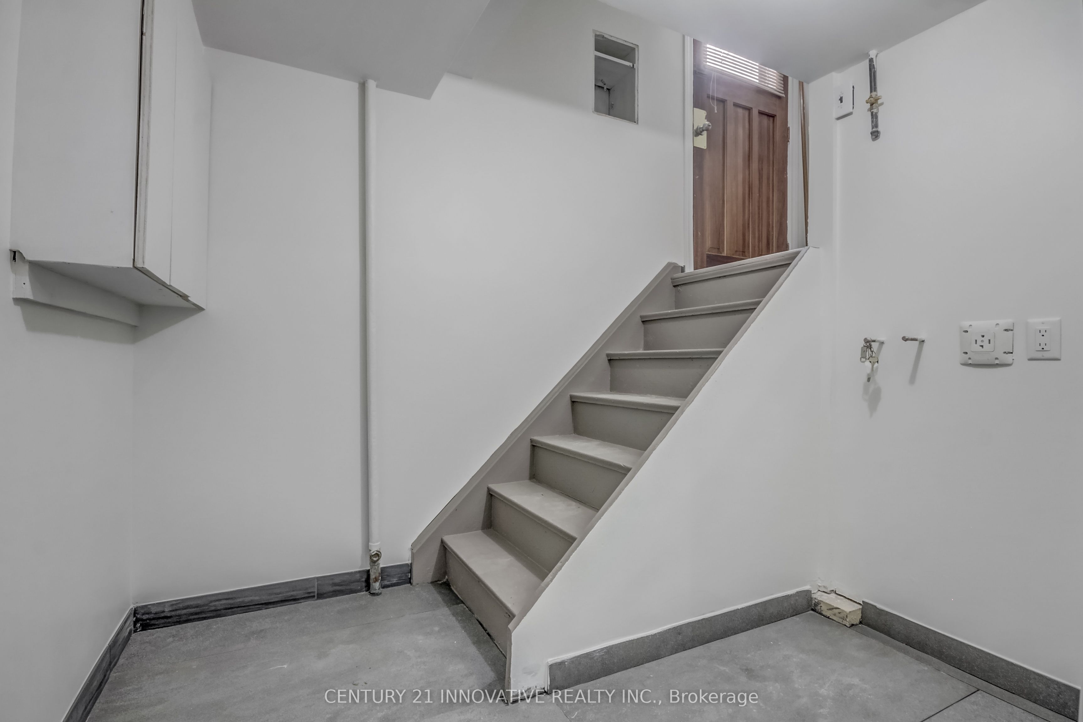 17 Tralee Avenue Bsmt Property Photo 6