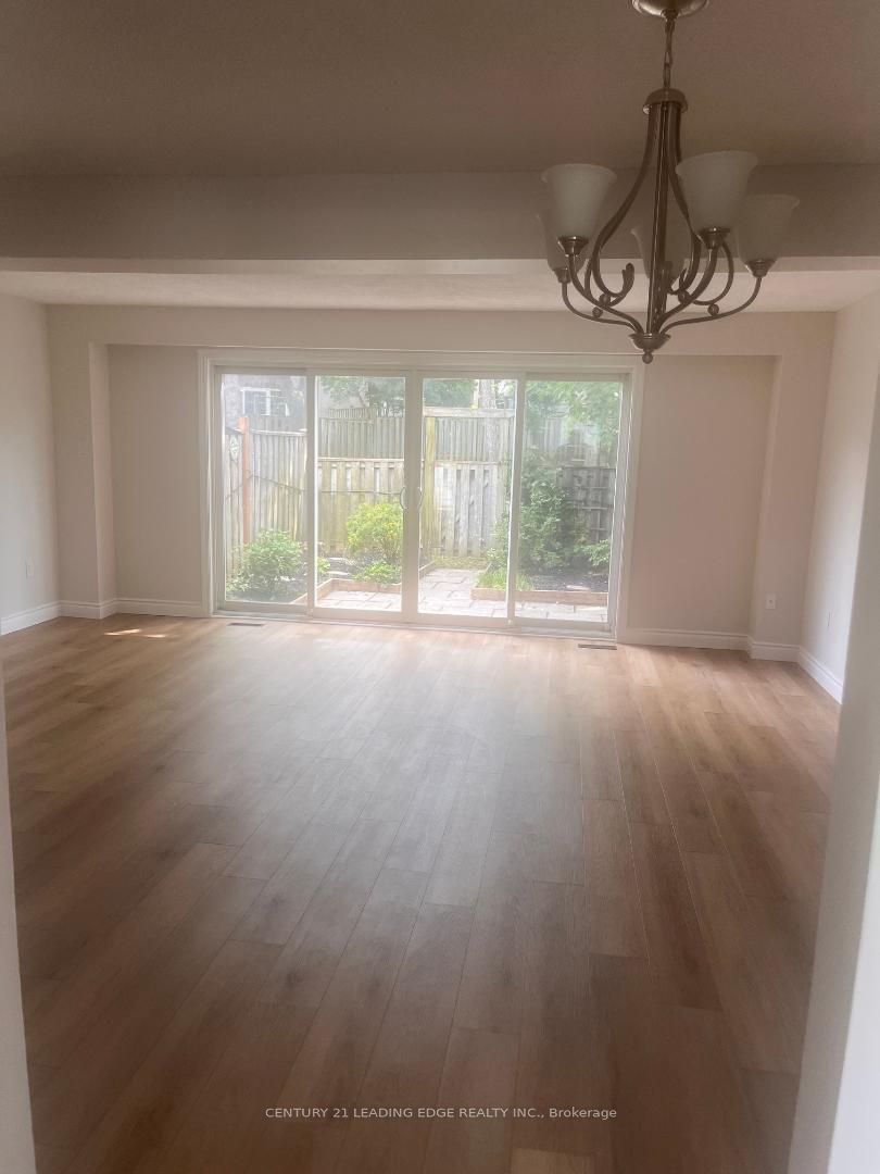 24 King Henrys Boulevard Property Photo 6
