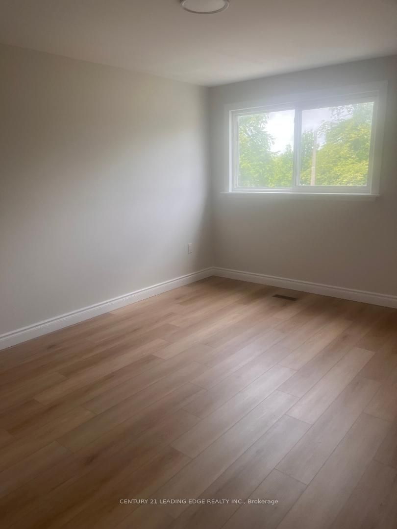 24 King Henrys Boulevard Property Photo 8