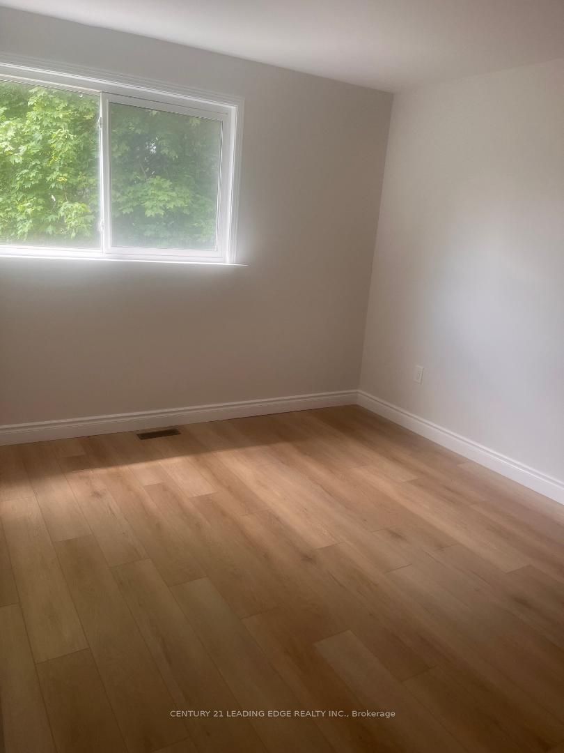 24 King Henrys Boulevard Property Photo 9