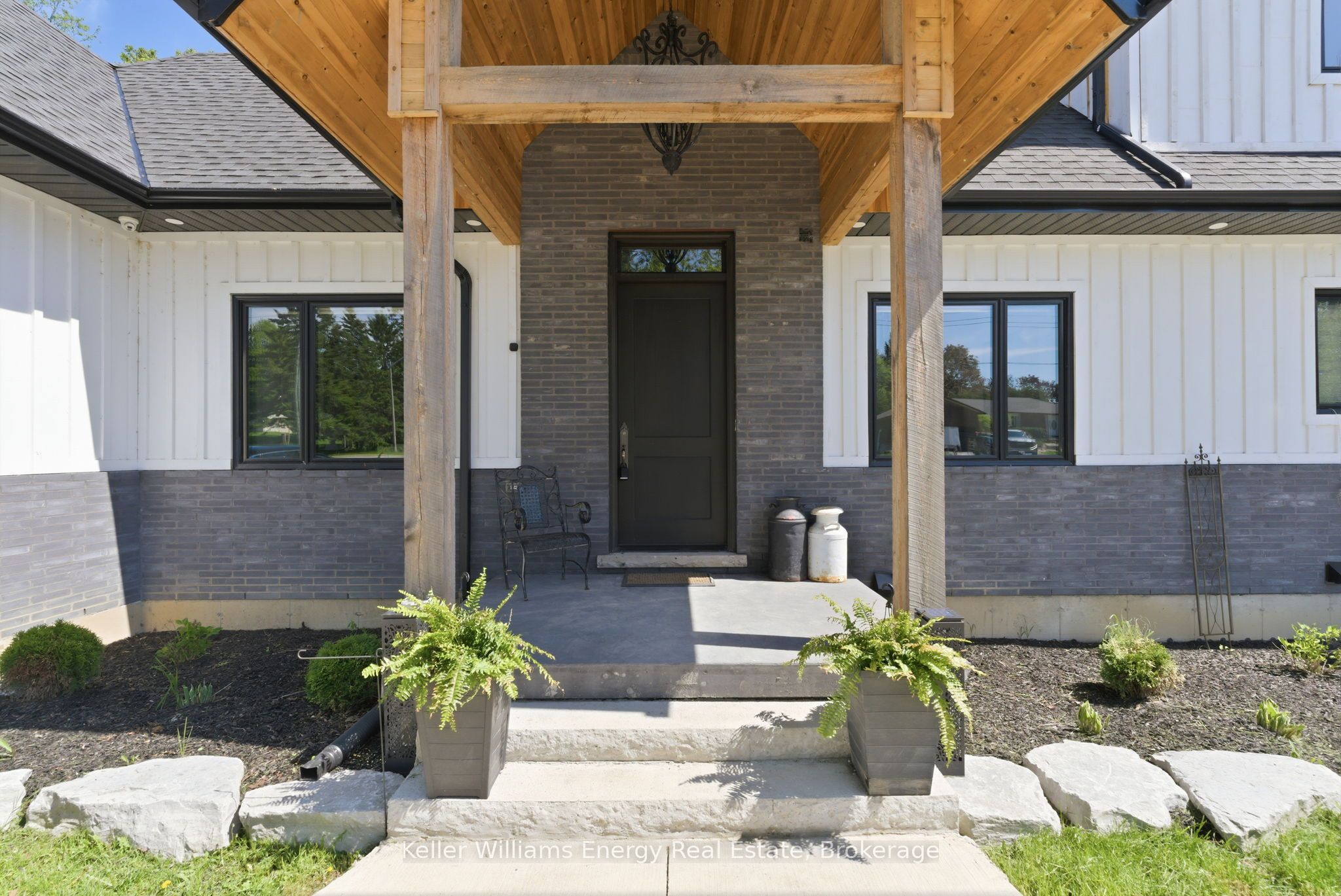143 River Street Property Photo 6