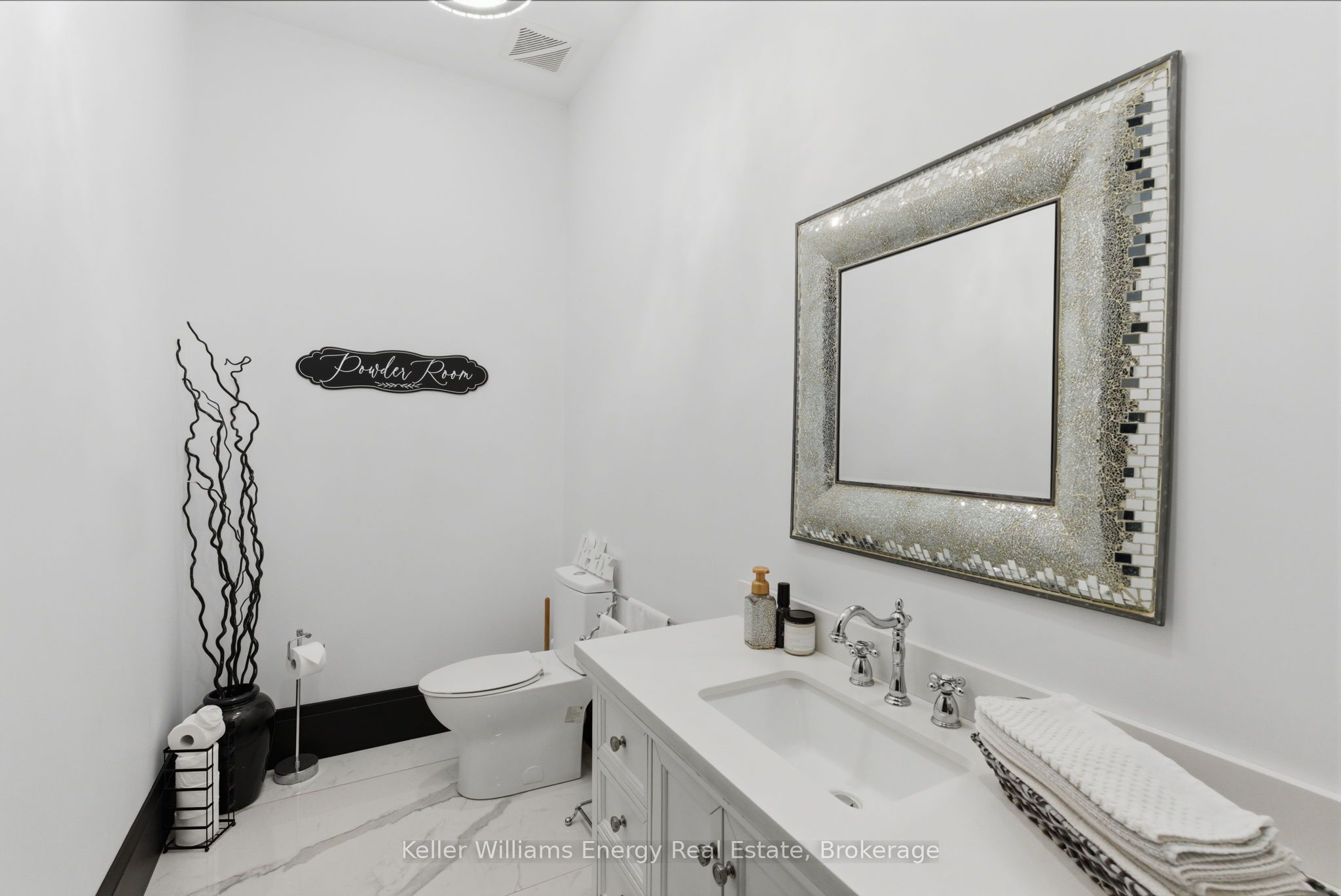 143 River Street Property Photo 27