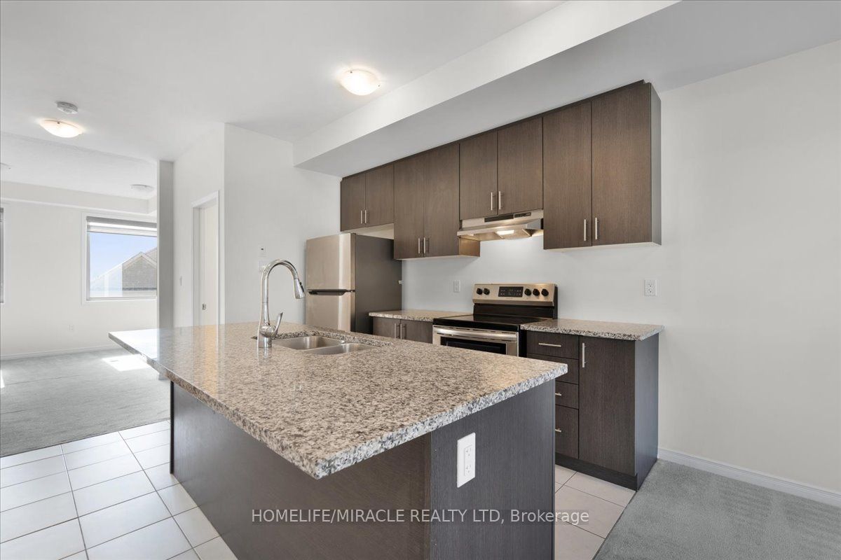 1392 Coral Springs Path Property Photo 10