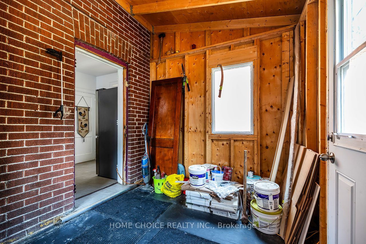 39 Burk Street Property Photo 7