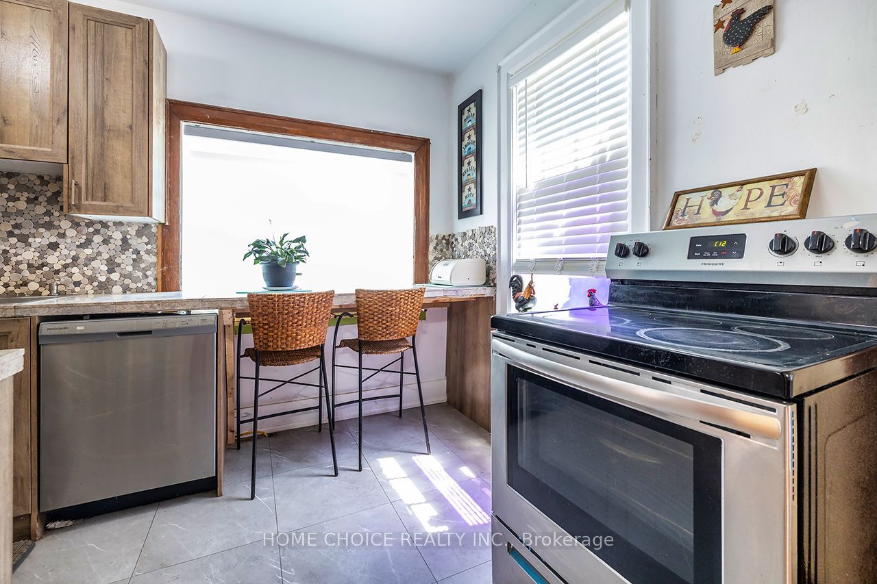 39 Burk Street Property Photo 13