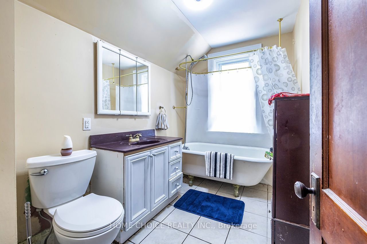 39 Burk Street Property Photo 25