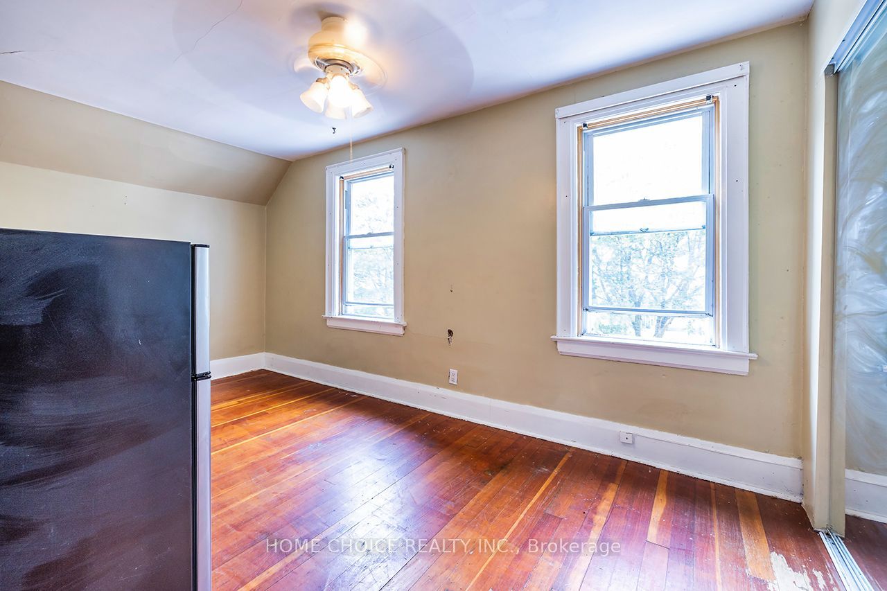 39 Burk Street Property Photo 27
