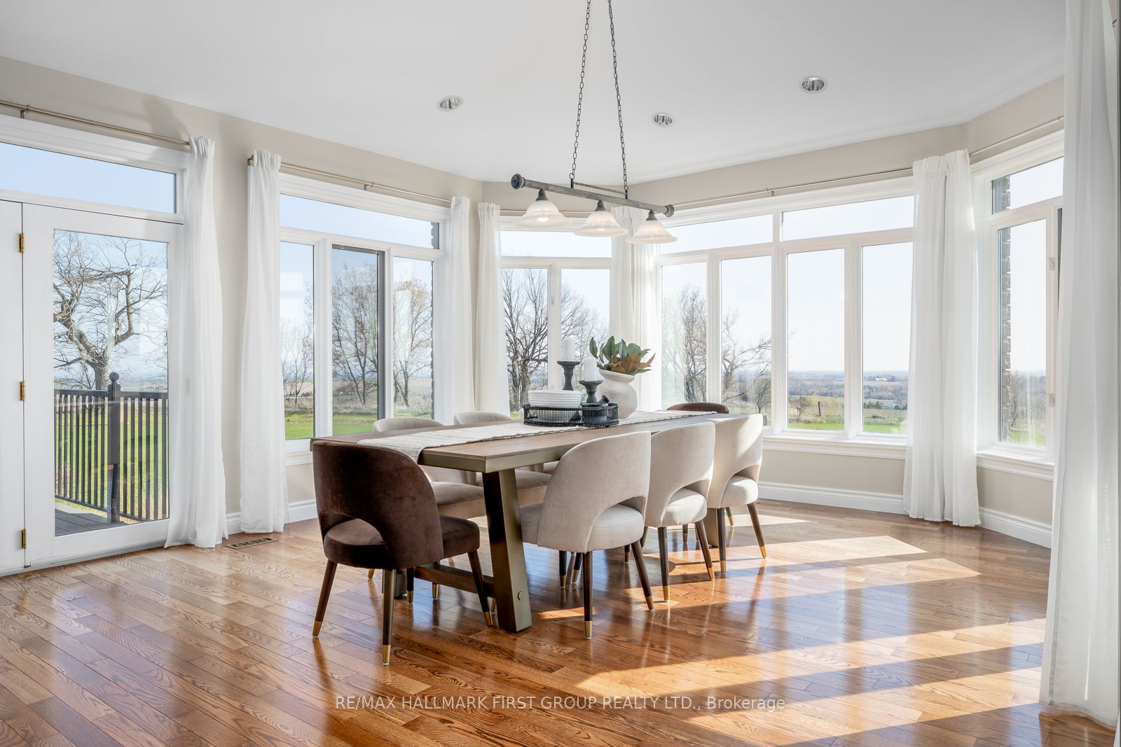 7472 Aked Road Property Photo 13
