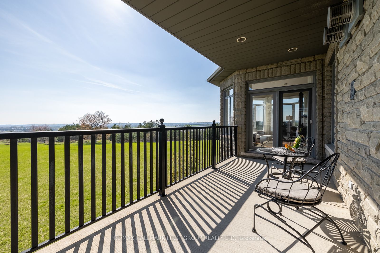 7472 Aked Road Property Photo 22