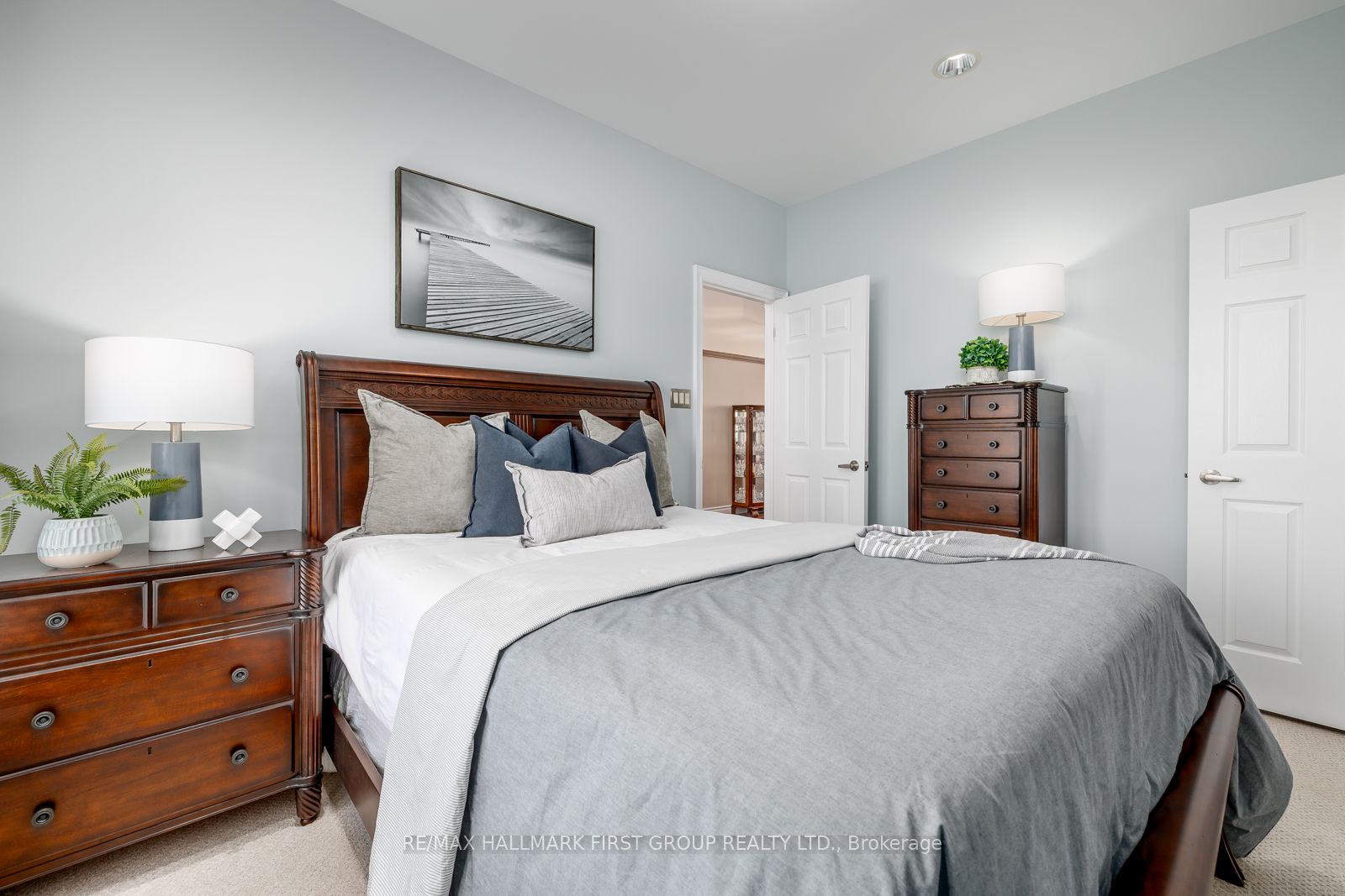 7472 Aked Road Property Photo 24