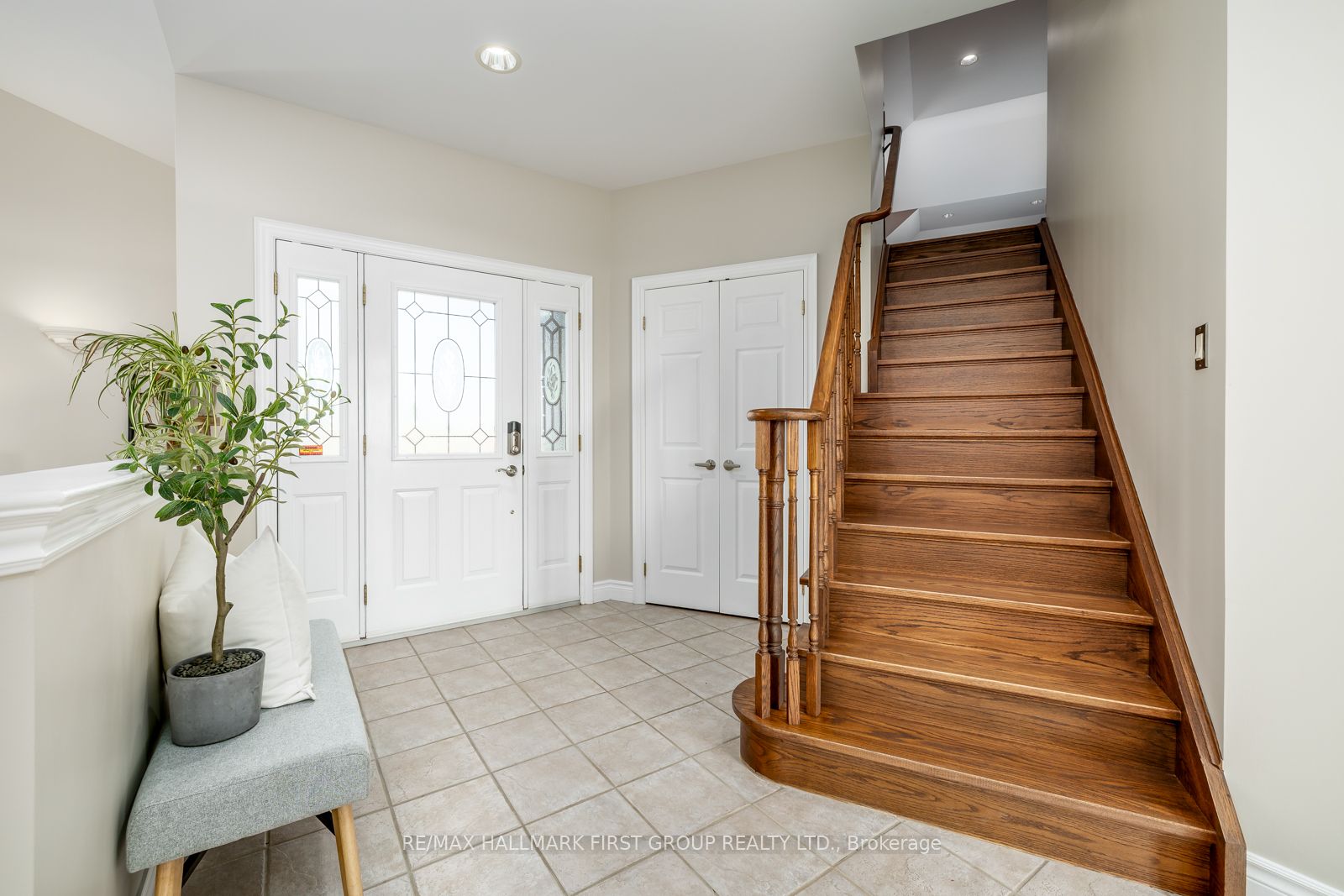 7472 Aked Road Property Photo 27