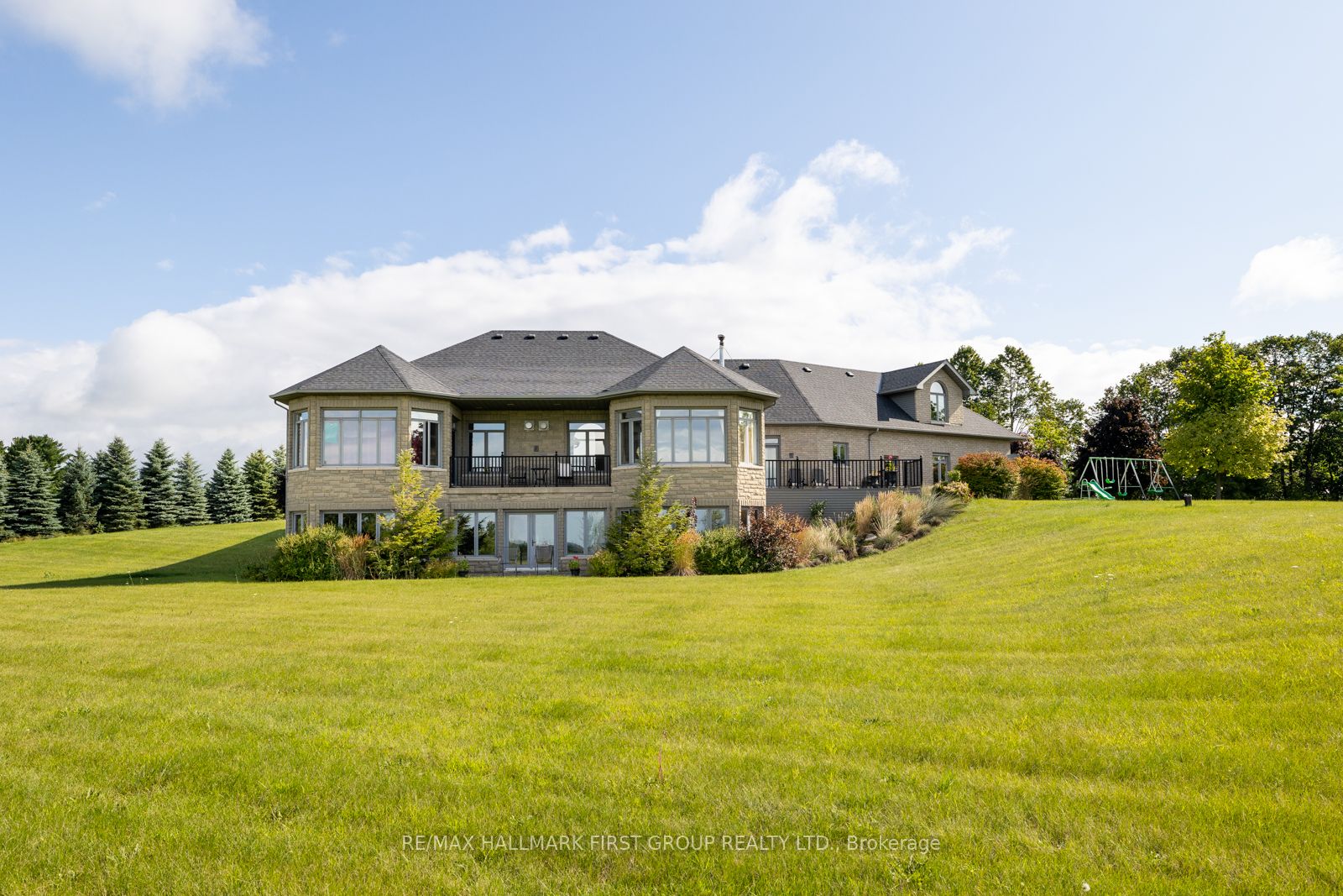 7472 Aked Road Property Photo 35