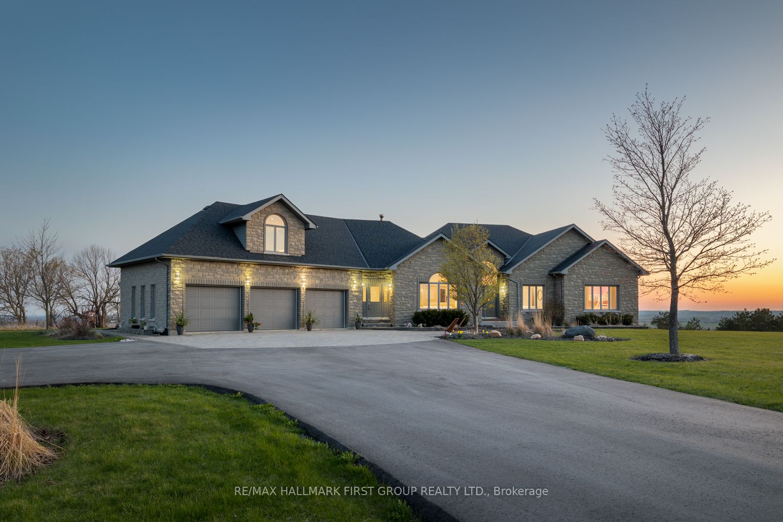 7472 Aked Road Property Photo 38