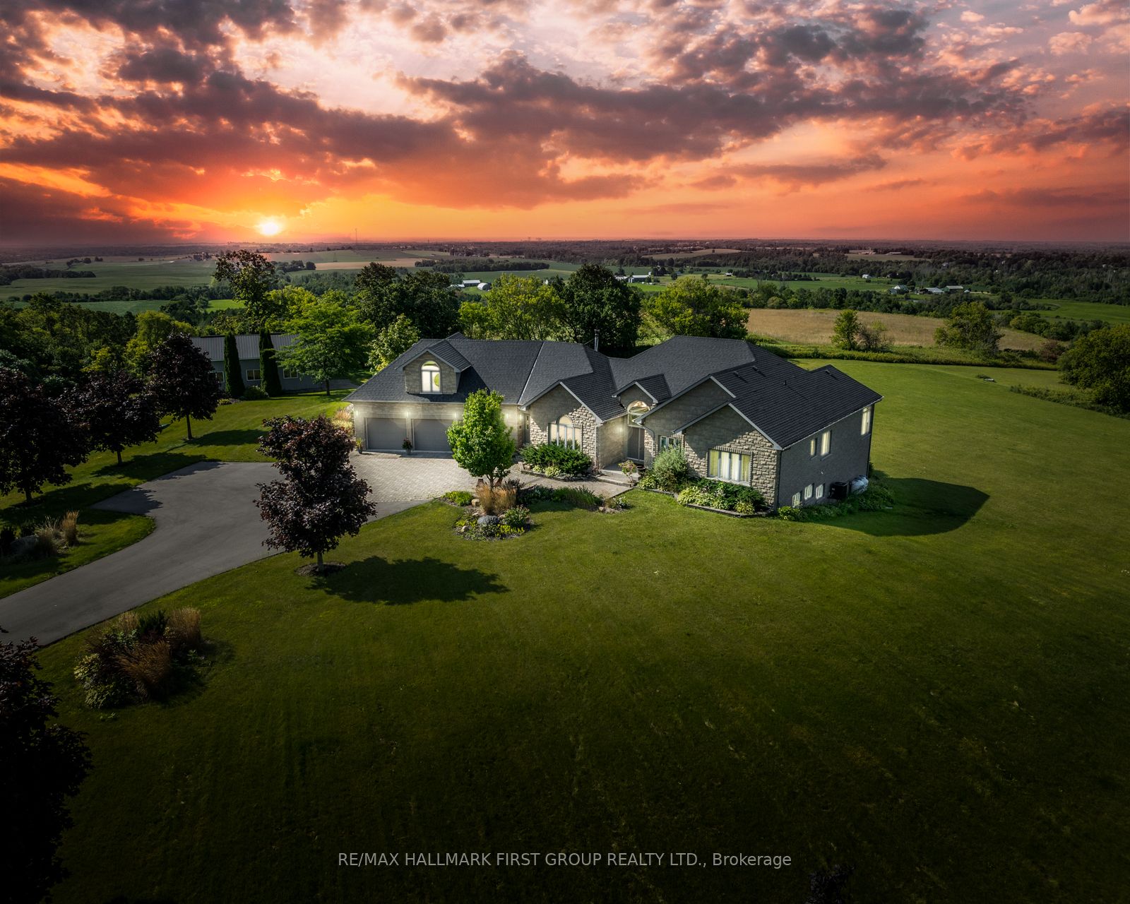 7472 Aked Road Property Photo 41