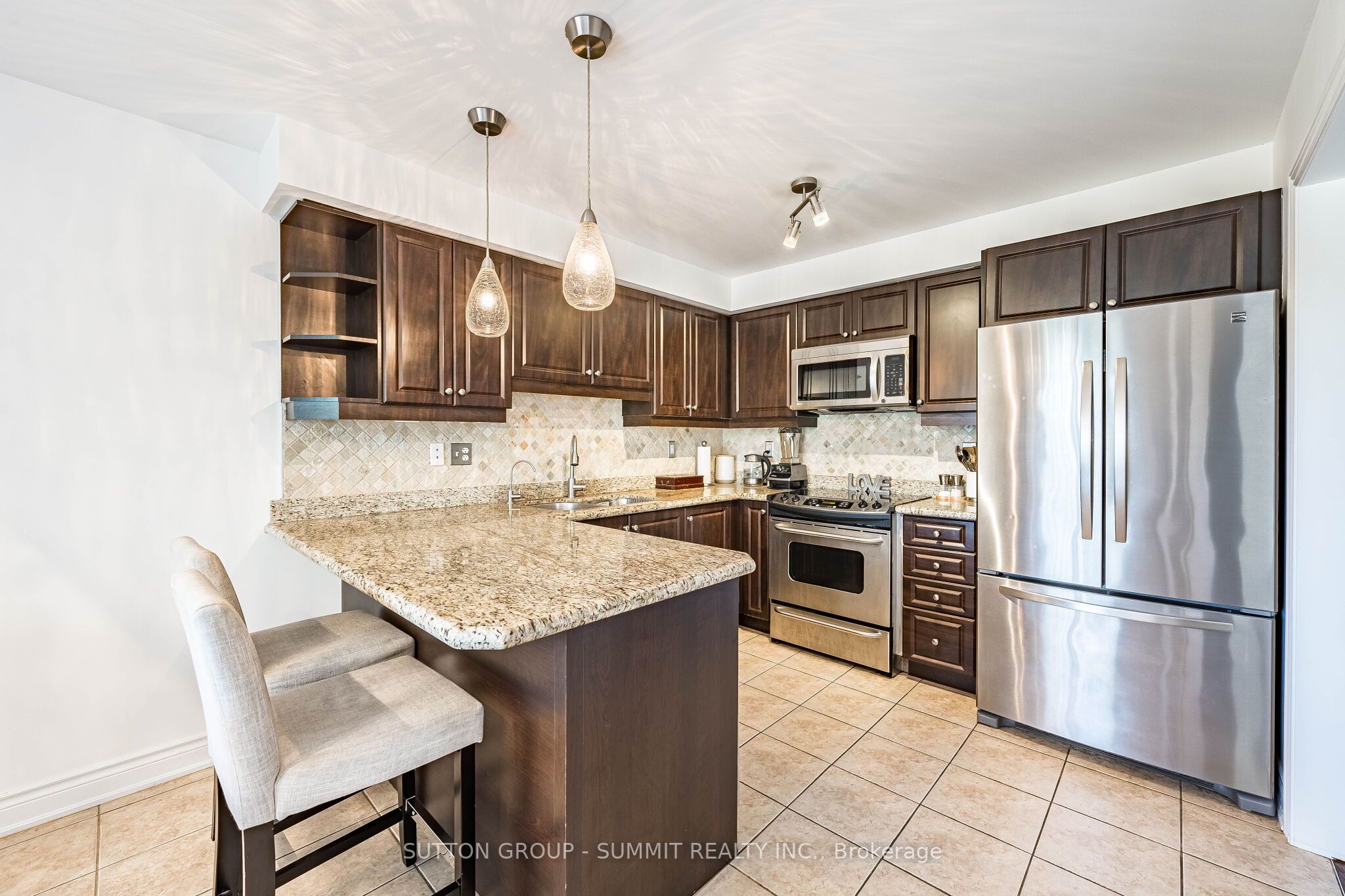 139 Oceanpearl Crescent Property Photo 10