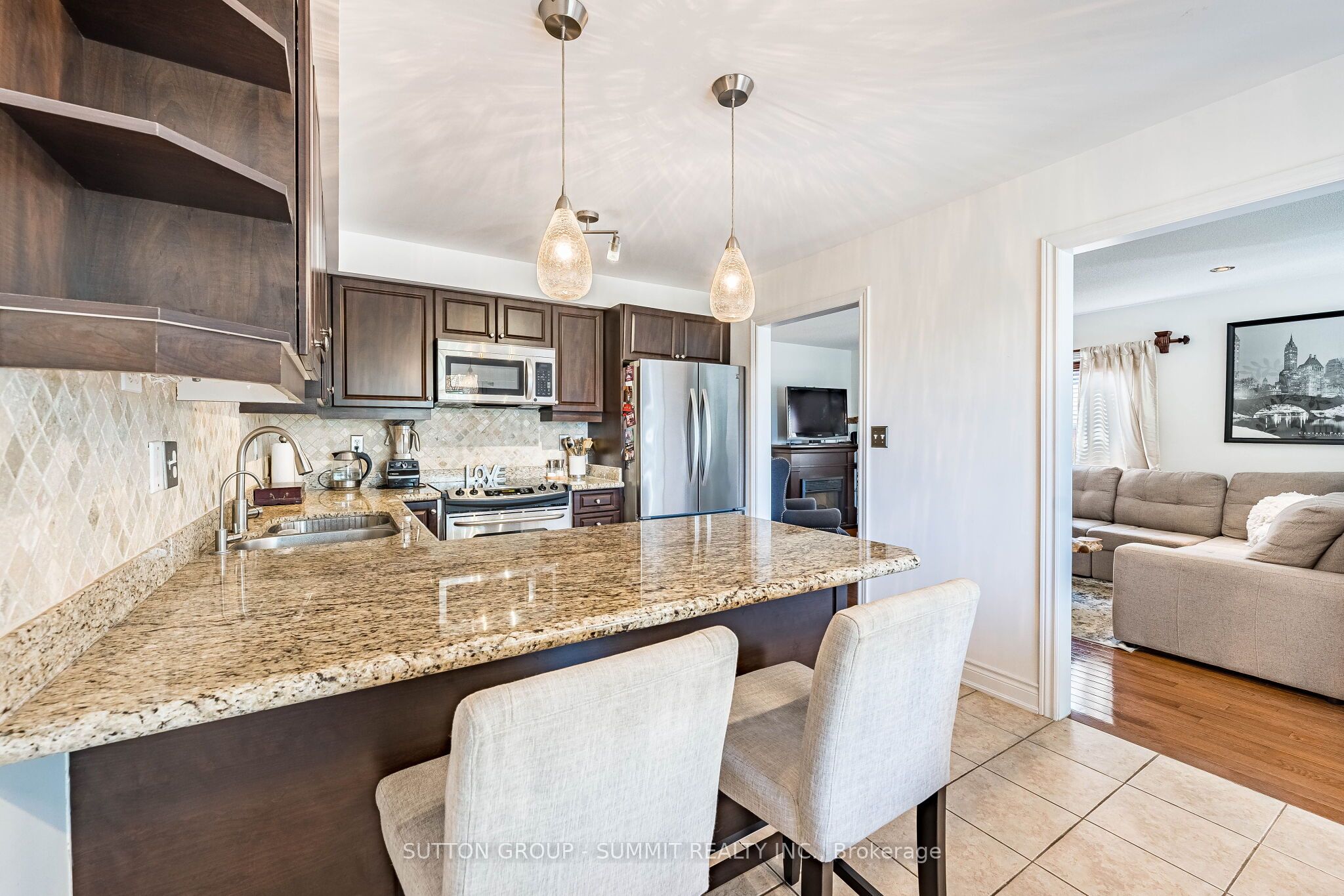 139 Oceanpearl Crescent Property Photo 11