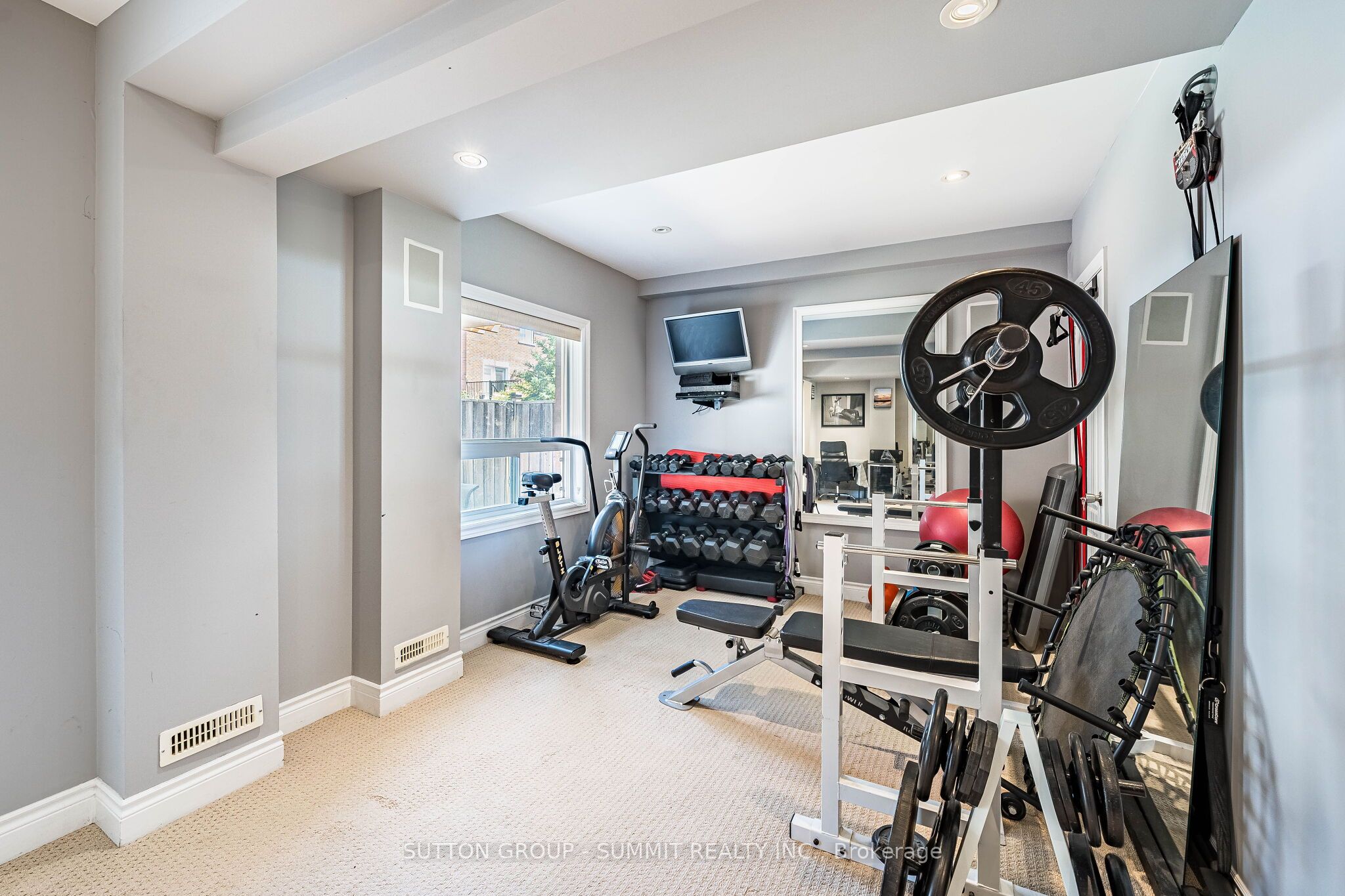 139 Oceanpearl Crescent Property Photo 34