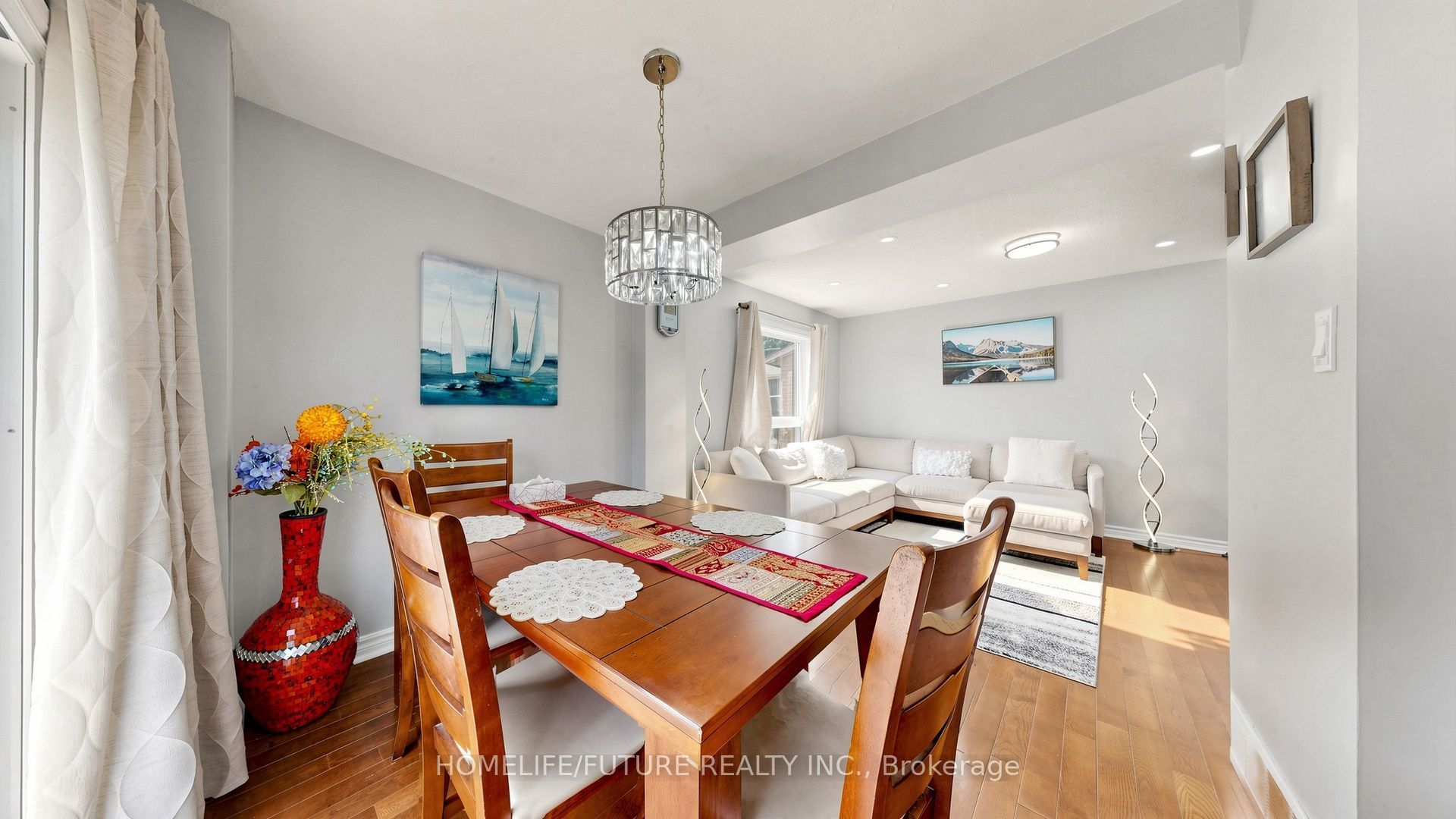 168 Large Crescent Property Photo 10