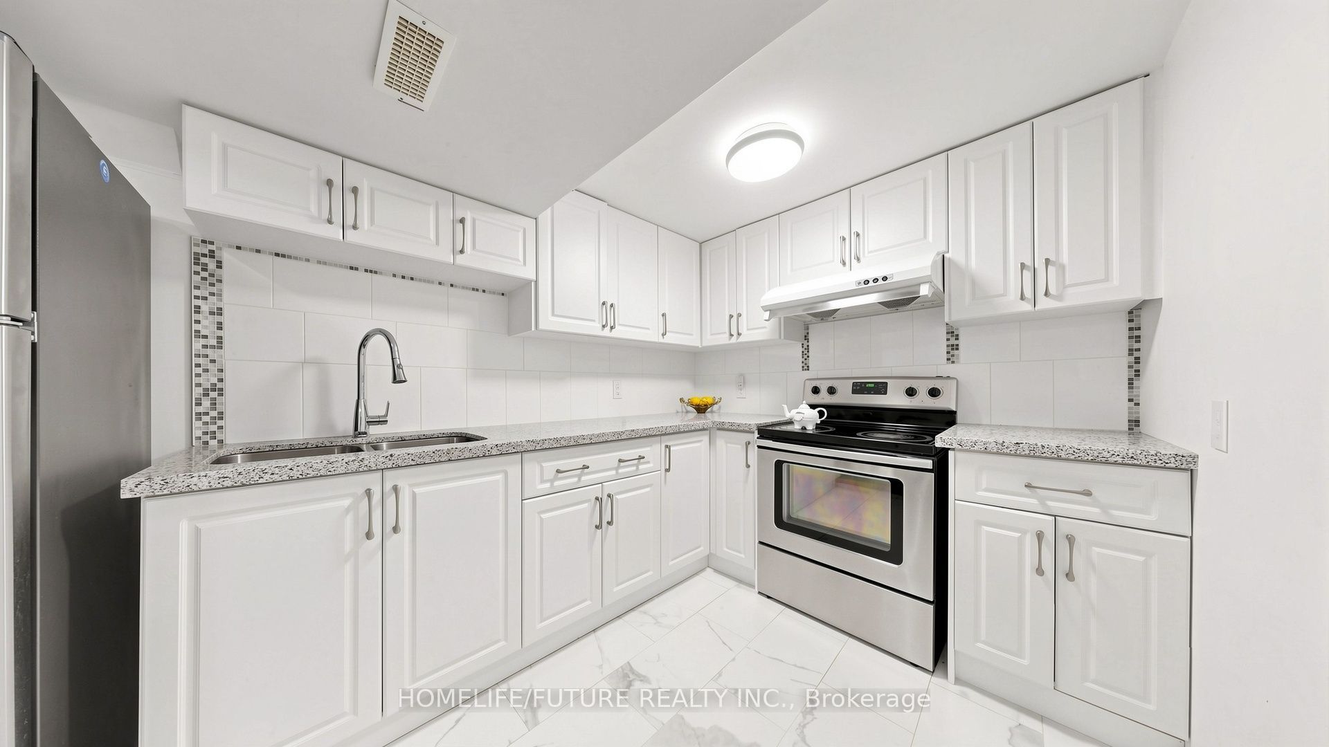 168 Large Crescent Property Photo 39