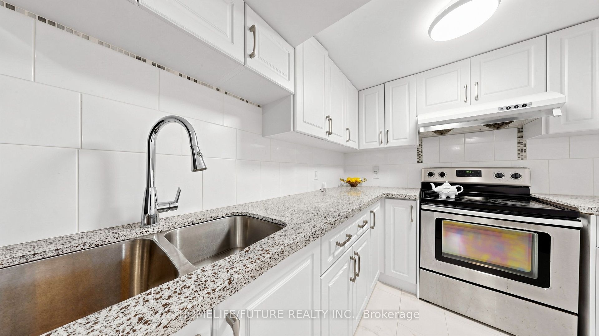 168 Large Crescent Property Photo 40