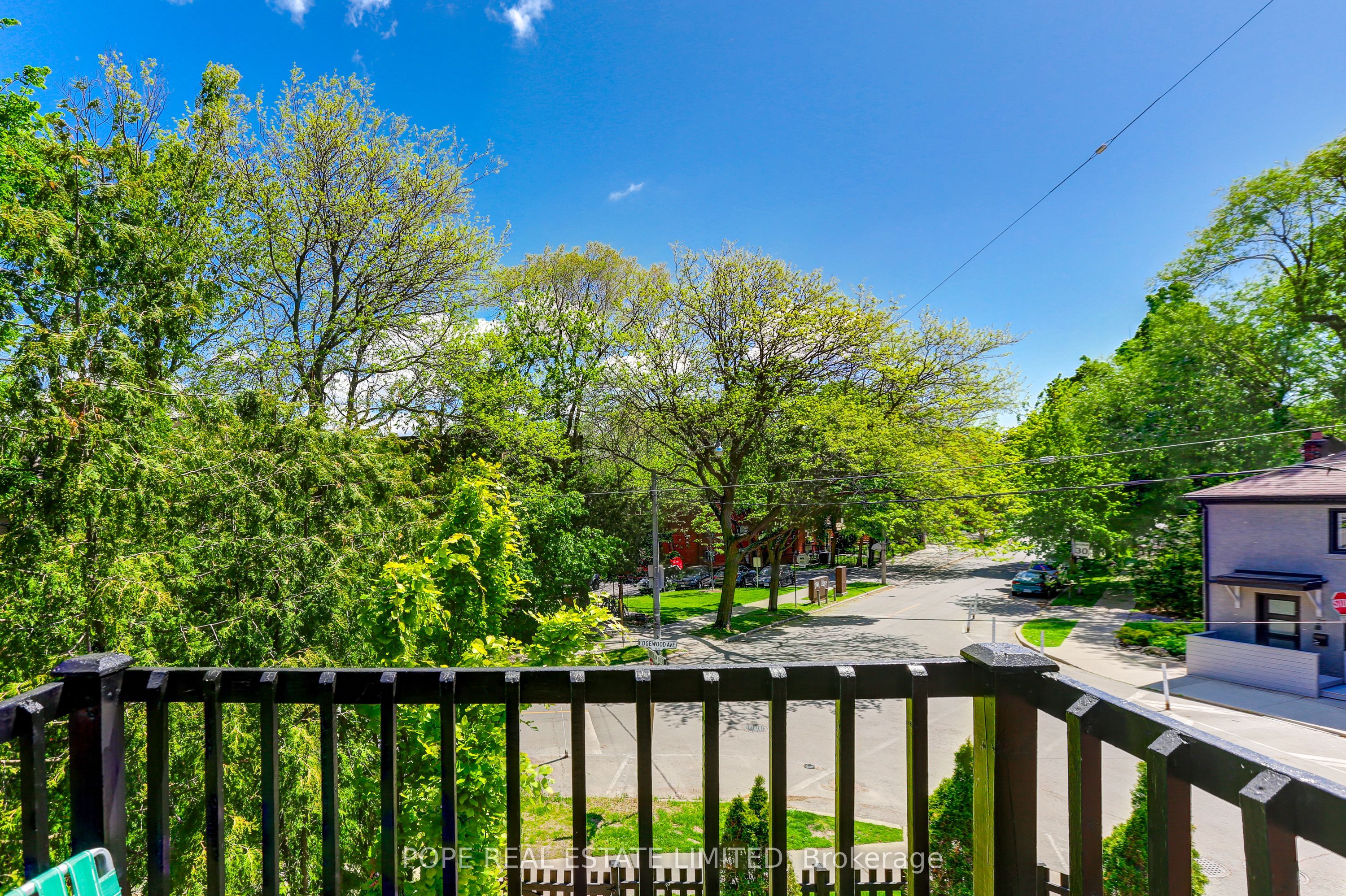 18 Edgewood Avenue Property Photo 6