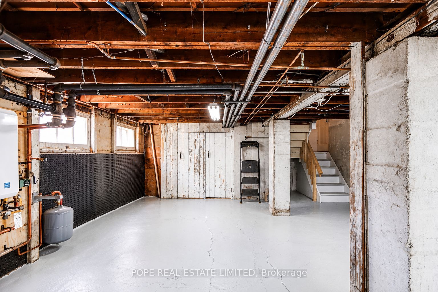 18 Edgewood Avenue Property Photo 19