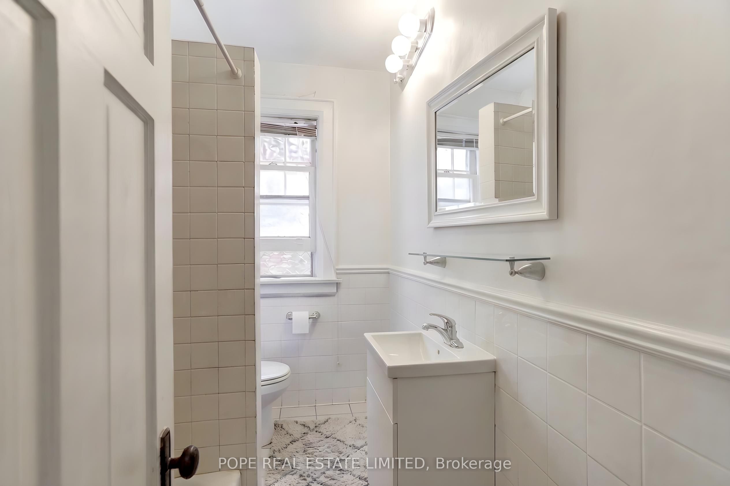 18 Edgewood Avenue Property Photo 28