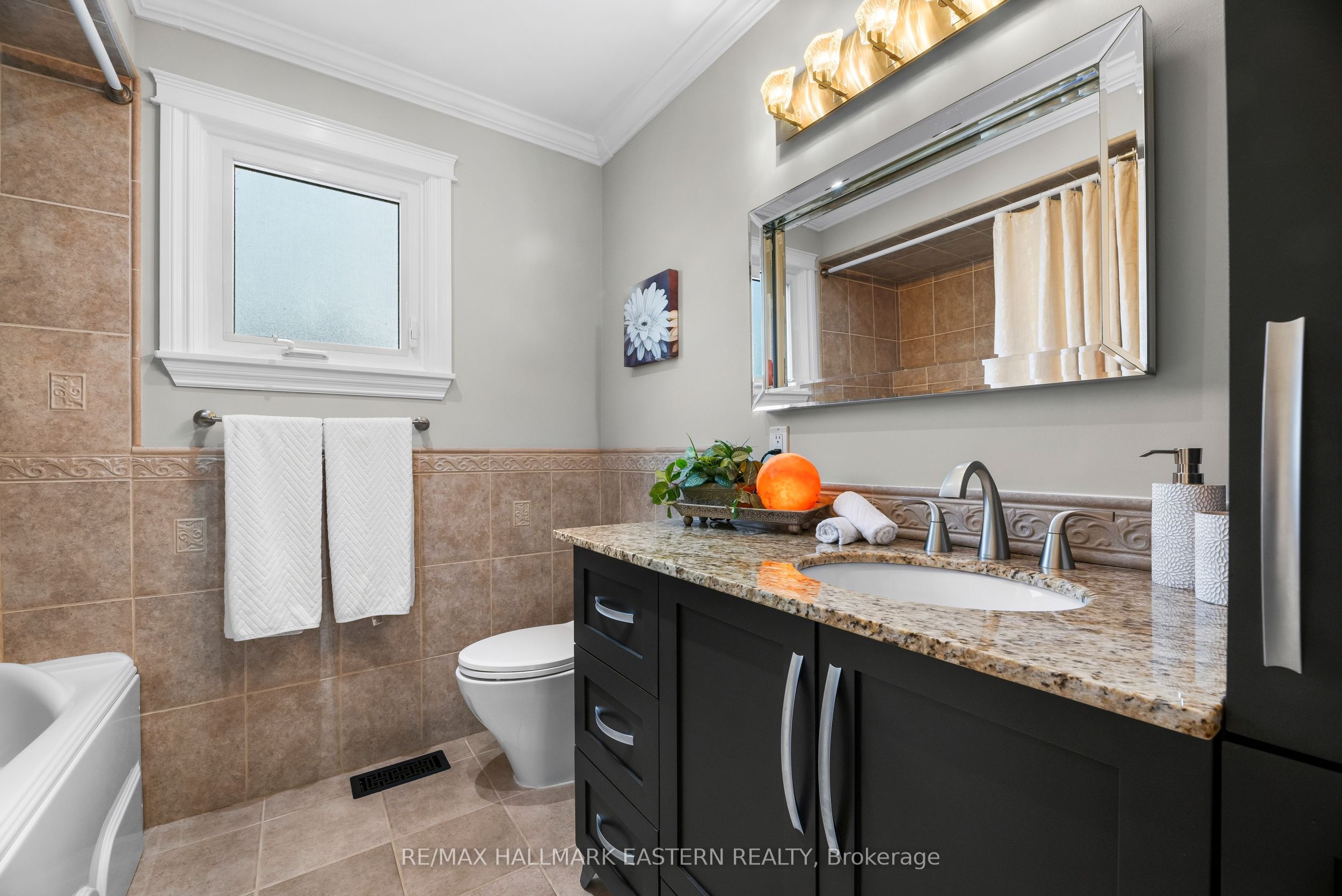 51 Lyndale Crescent Property Photo 24