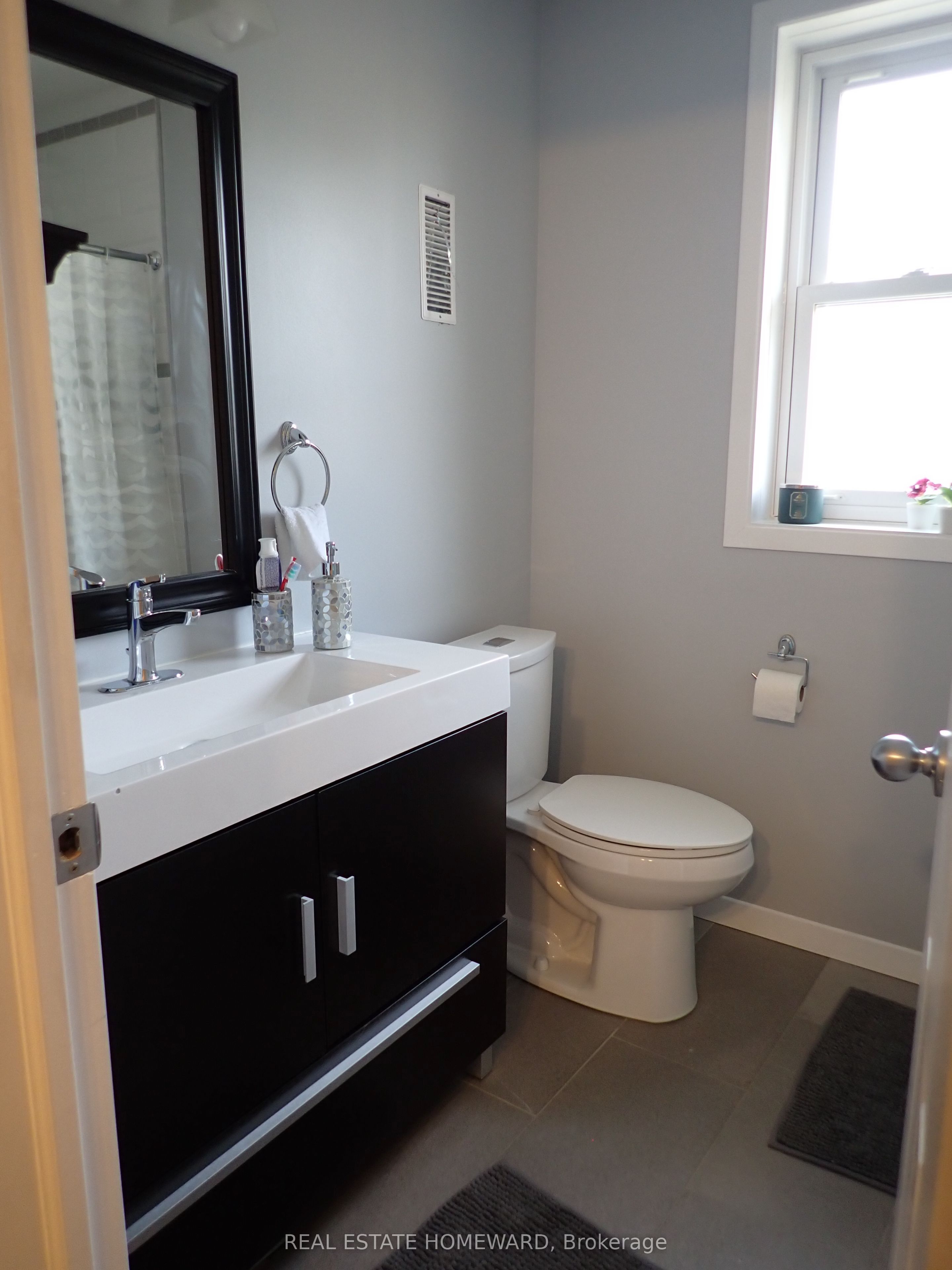 56 Perivale Crescent Front Property Photo 22