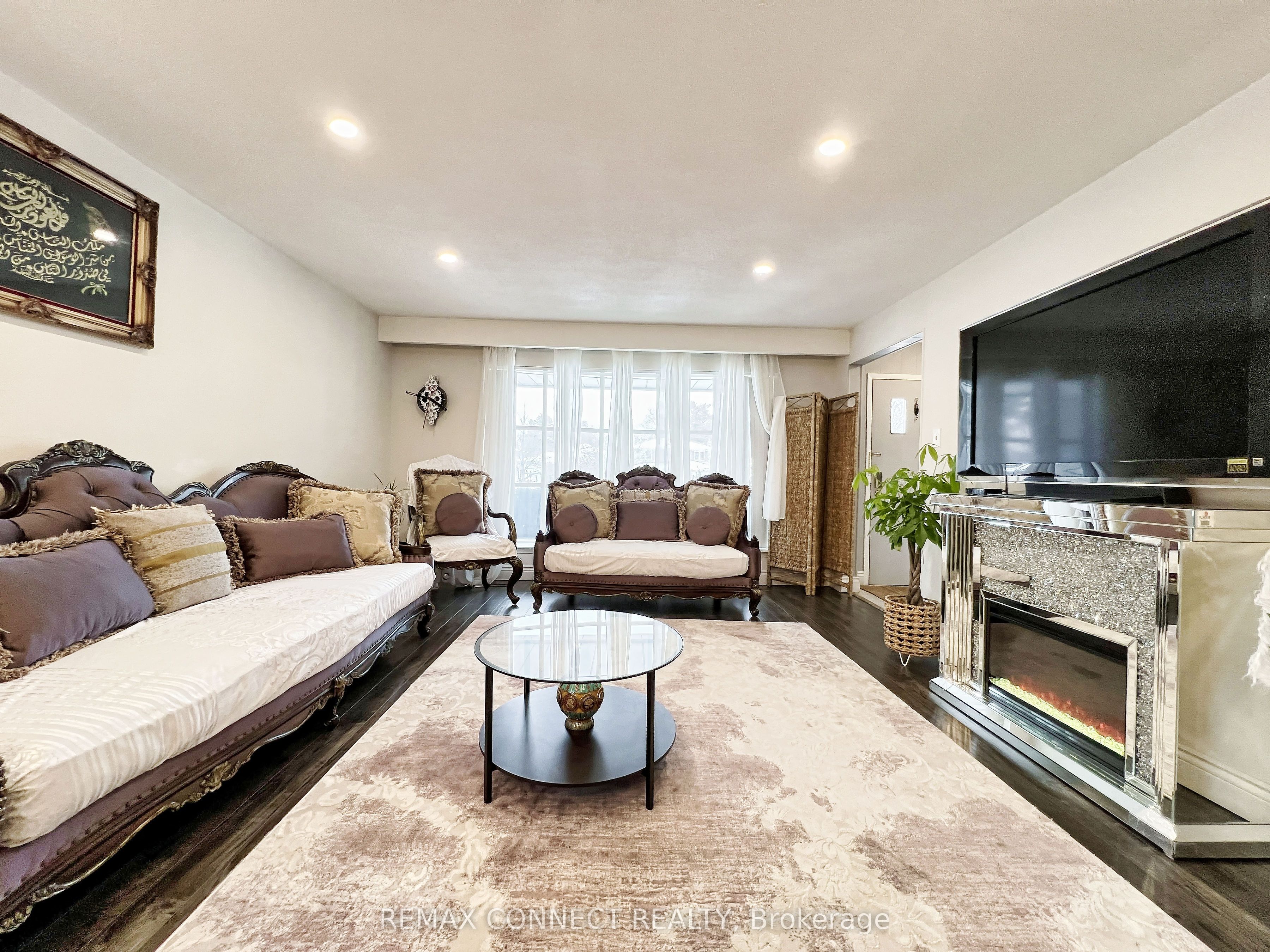 24 Lalton Place Property Photo 6