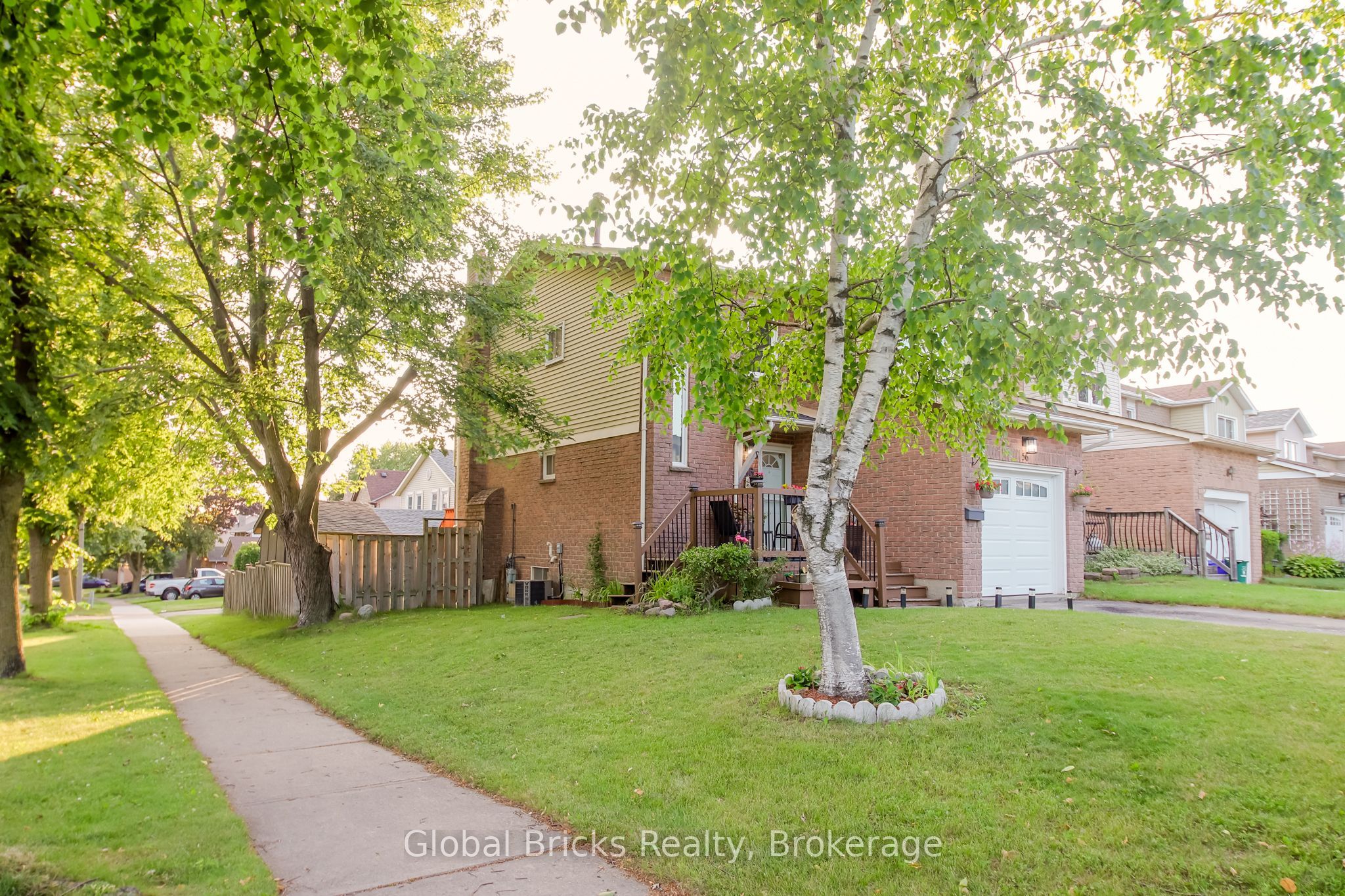 56 Winston Crescent Property Photo 4